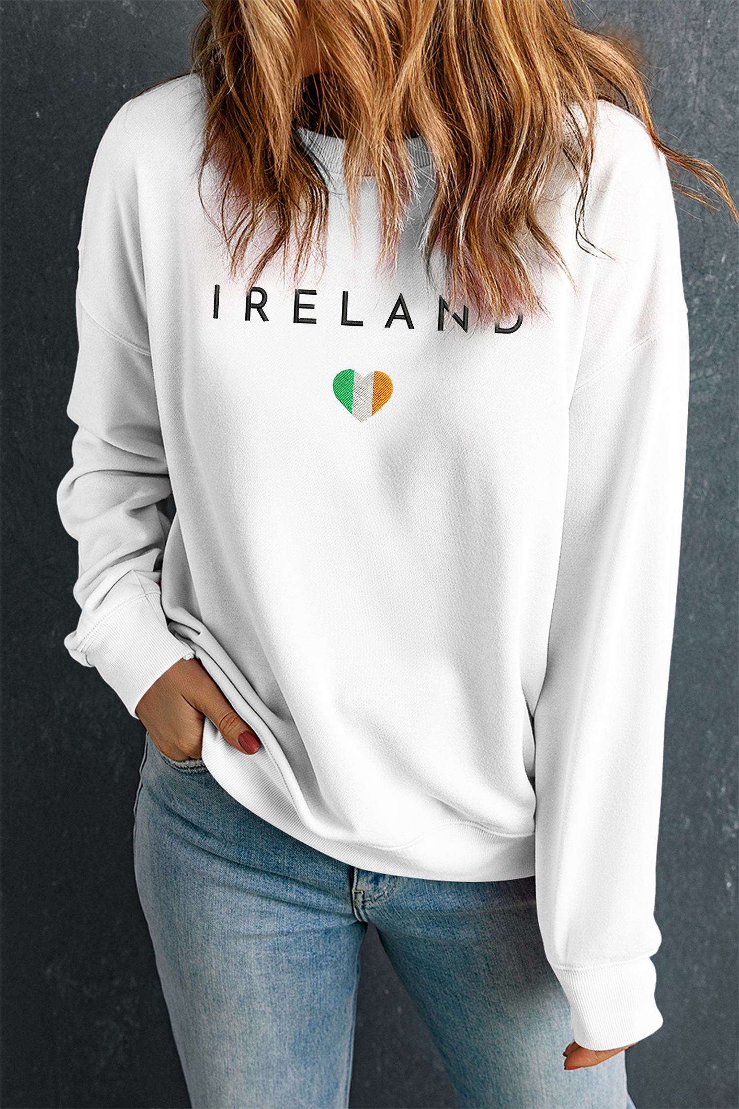 White IRELAND Color Block Embroidered Heart Graphic Pullover Sweatshirt
