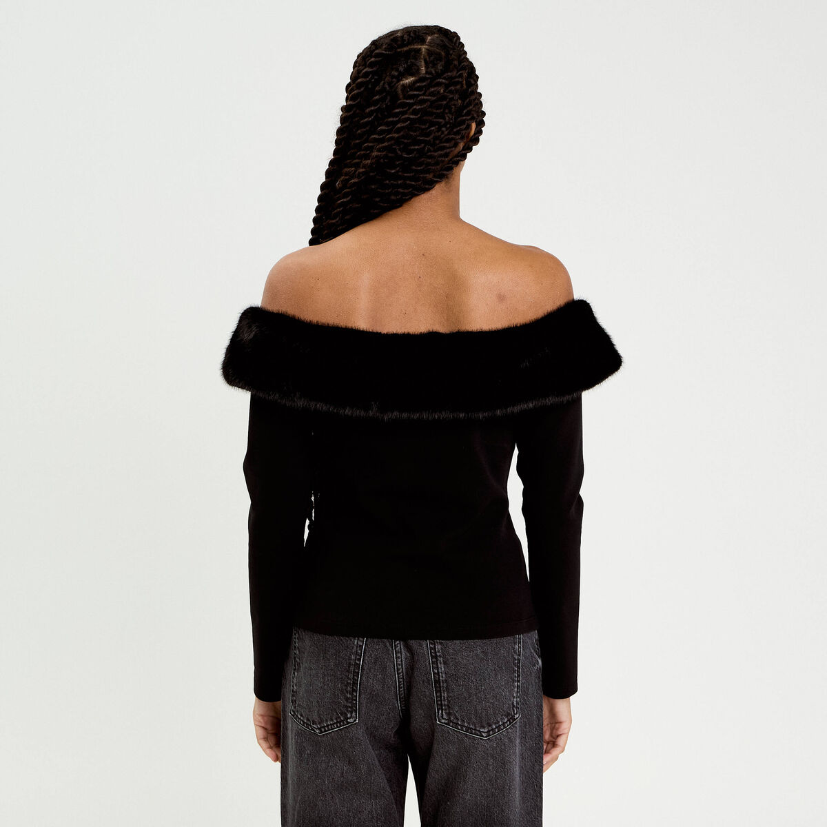 T-shirt col bardot fausse fourrure noir femme