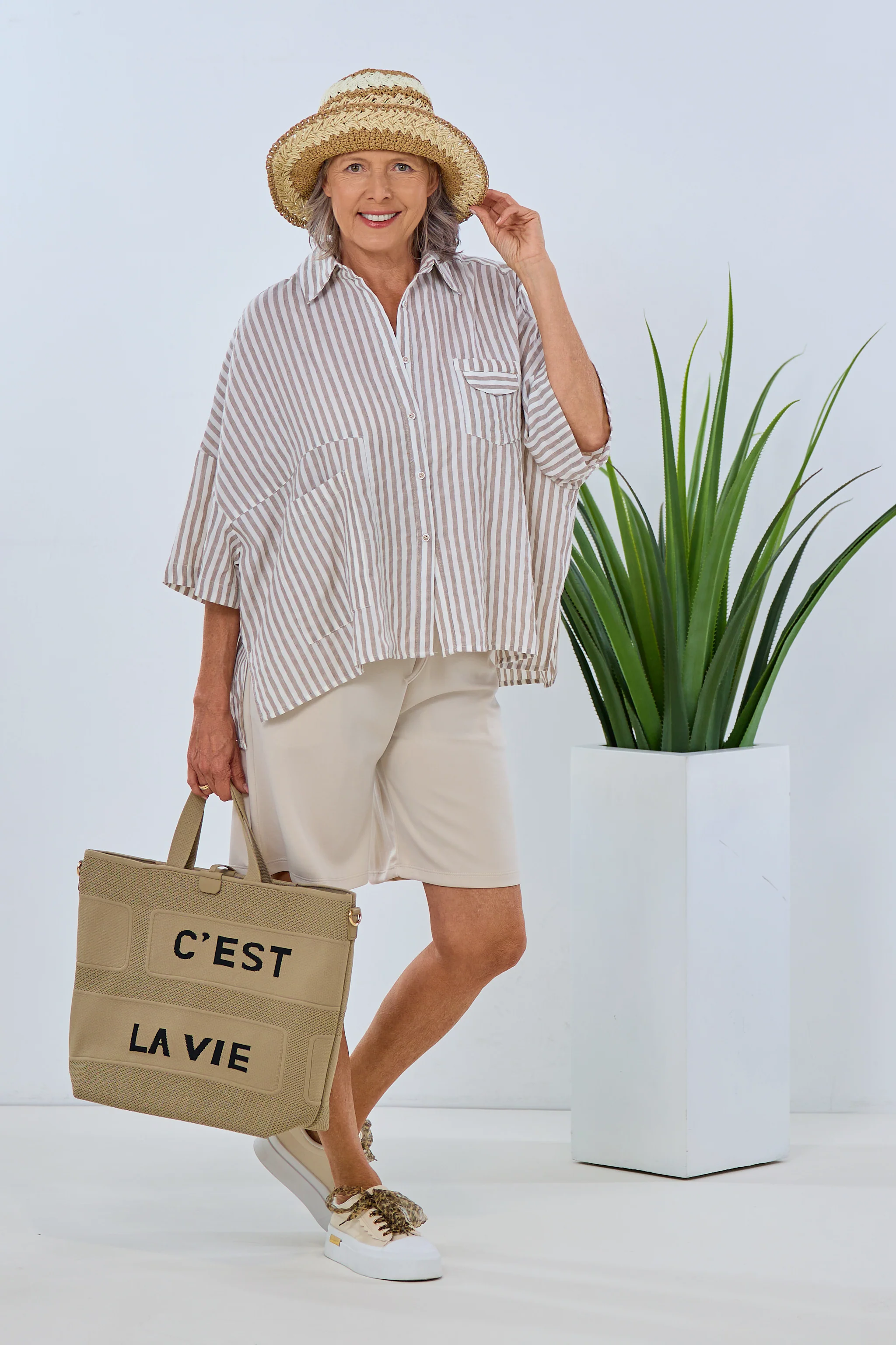 Weite gestreifte Bluse, taupe-ecru