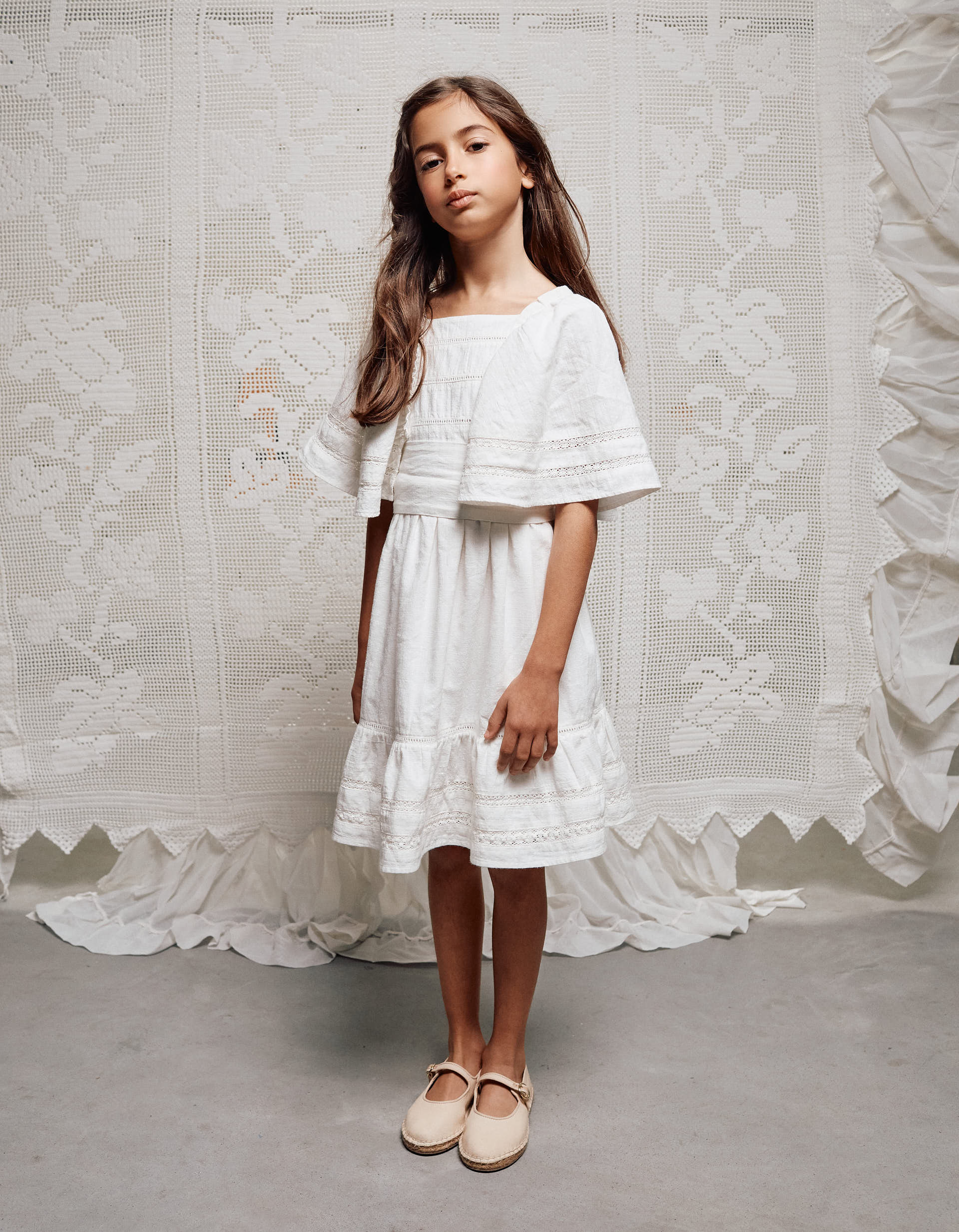 Cotton dress with cape-style sleeves and belt for girls, white