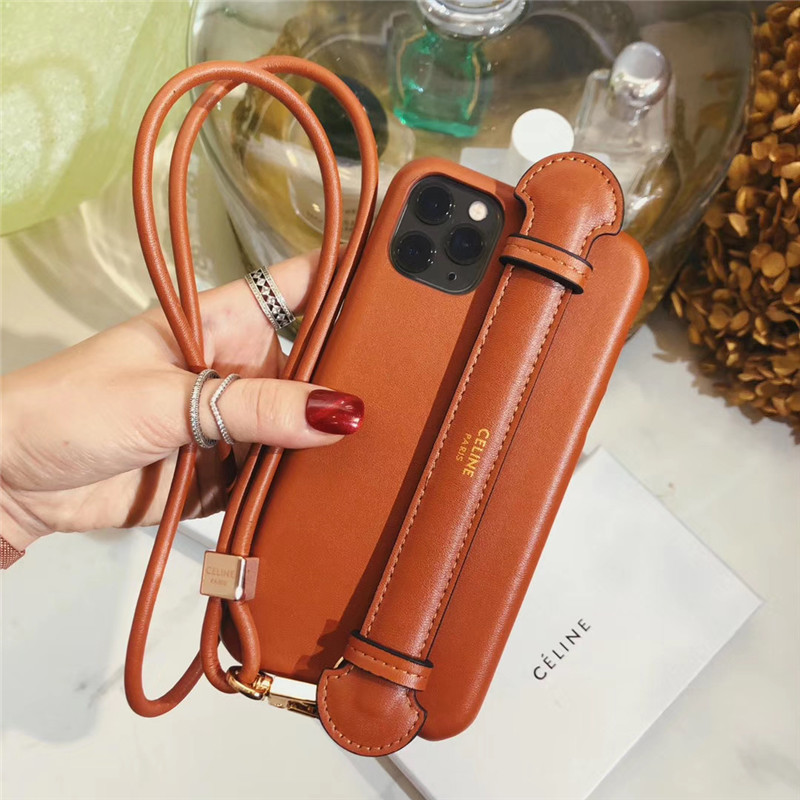 iphone17/17pro max ケース セリーヌ スーパー コピー アイフォン16/15pro max カバー ベルト付き CELINE iphone ケース 14pro ラムスキン iphone13/12 携帯カバー 首掛け スマホケース ブランド レディース