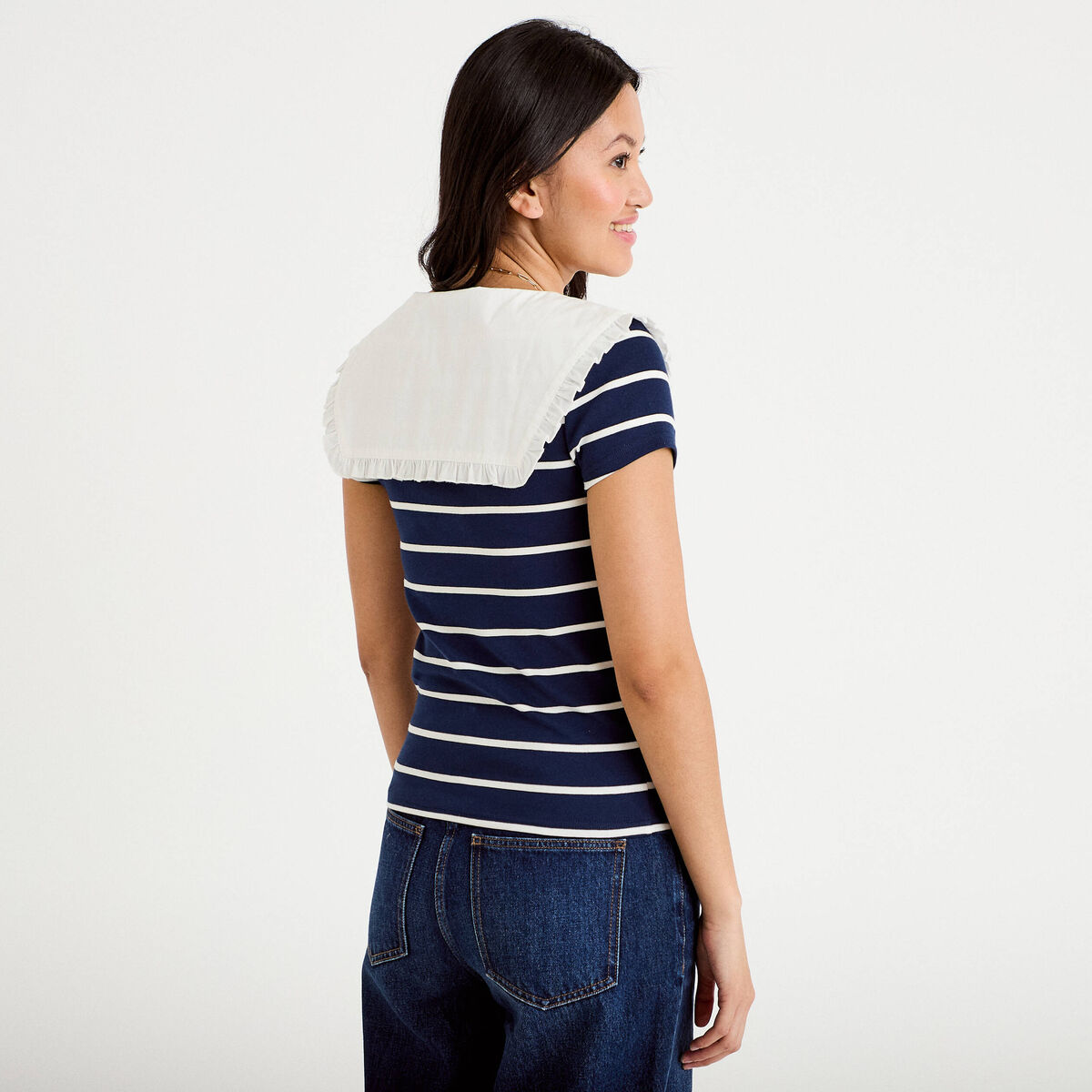 T-shirt col marin à volants ecru femme