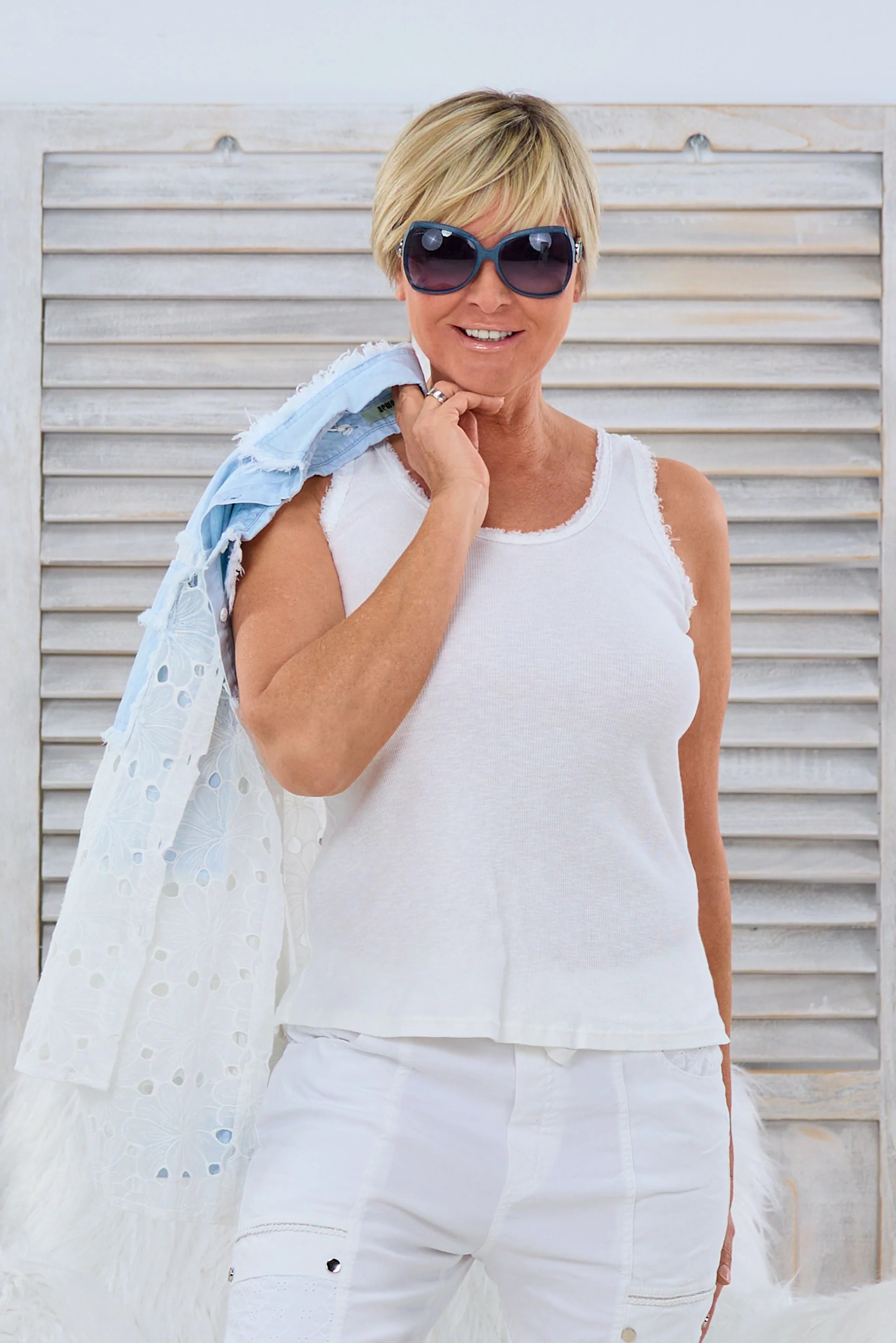 Feinripp-Top mit Bordüre, weiß