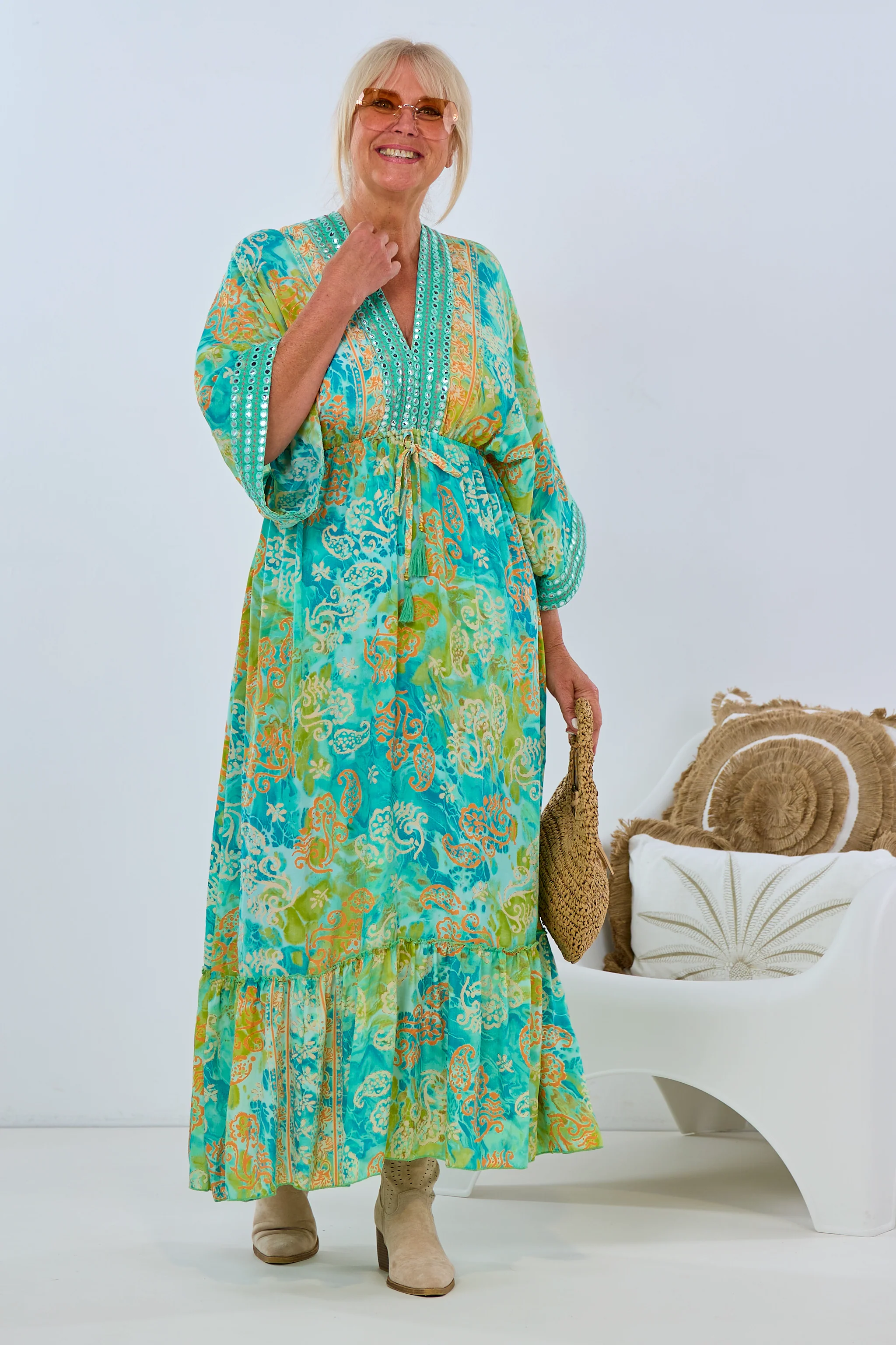 Langes Kleid im Boho-Style, grün-orange