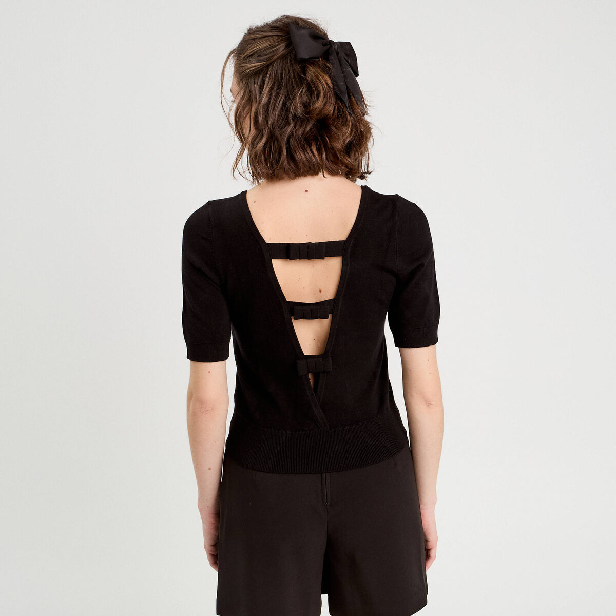 Pull manches courtes noir femme