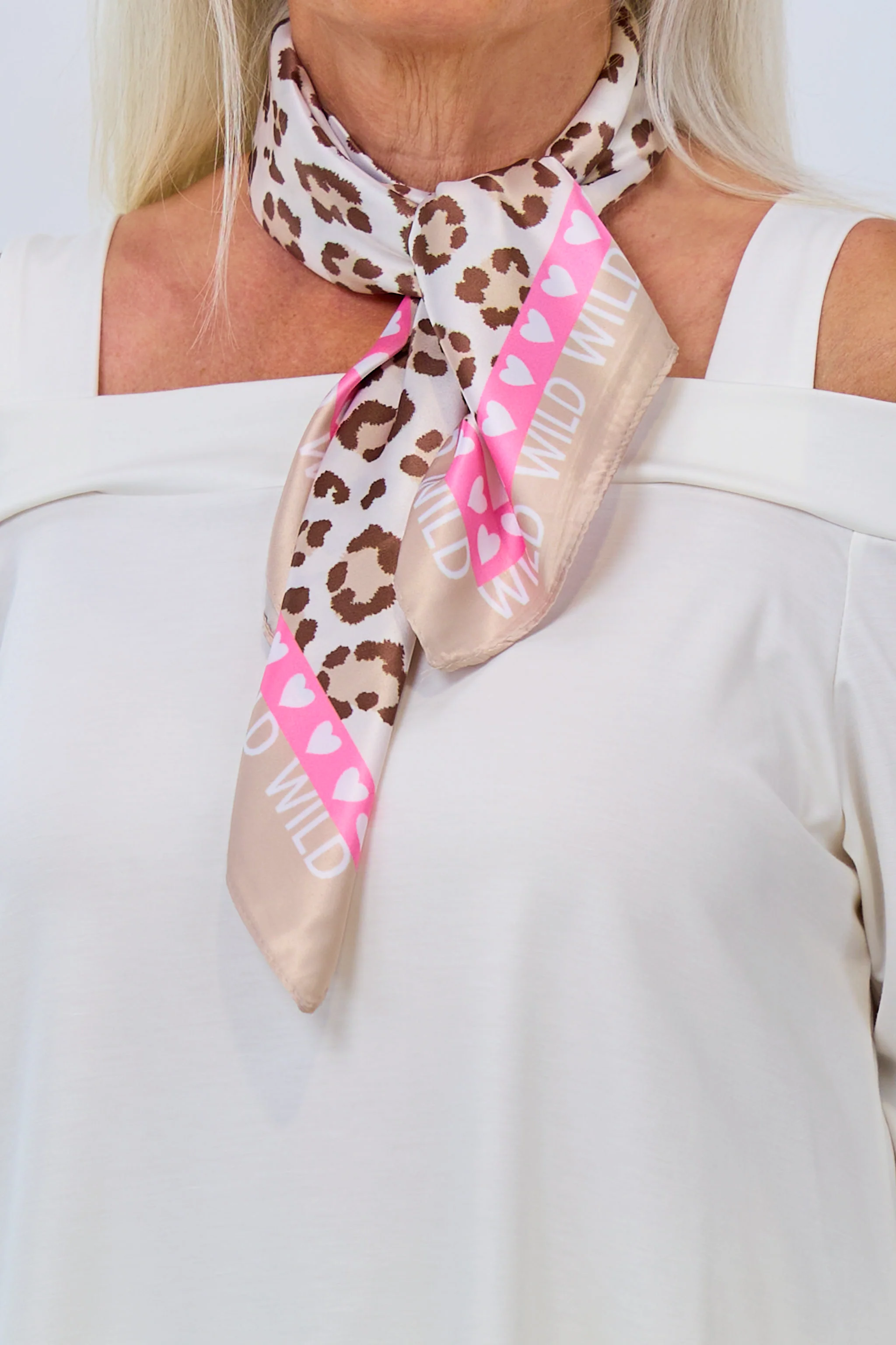 Satin Tuch, leo-rosa