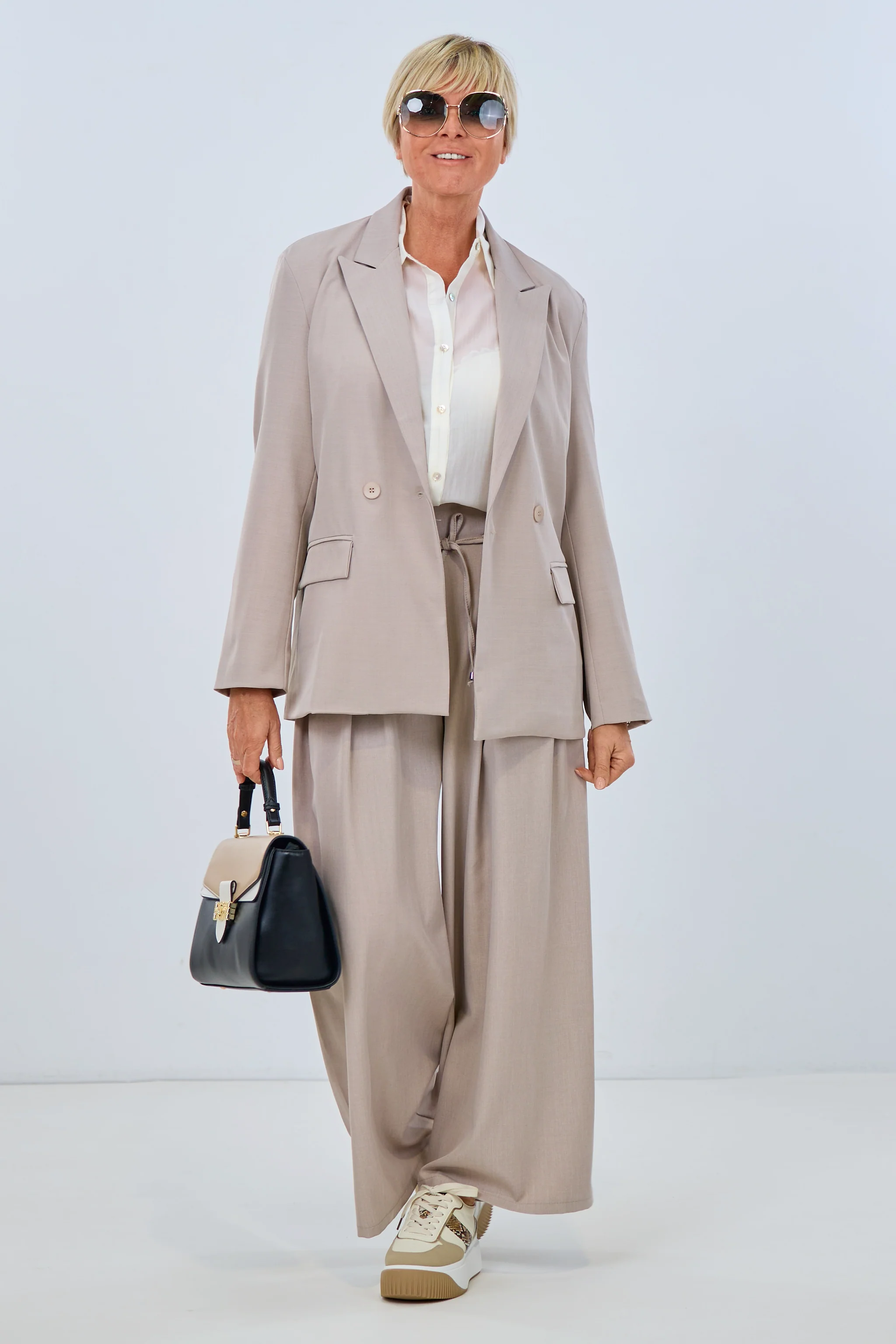 Langer 2-reihiger Blazer, stein