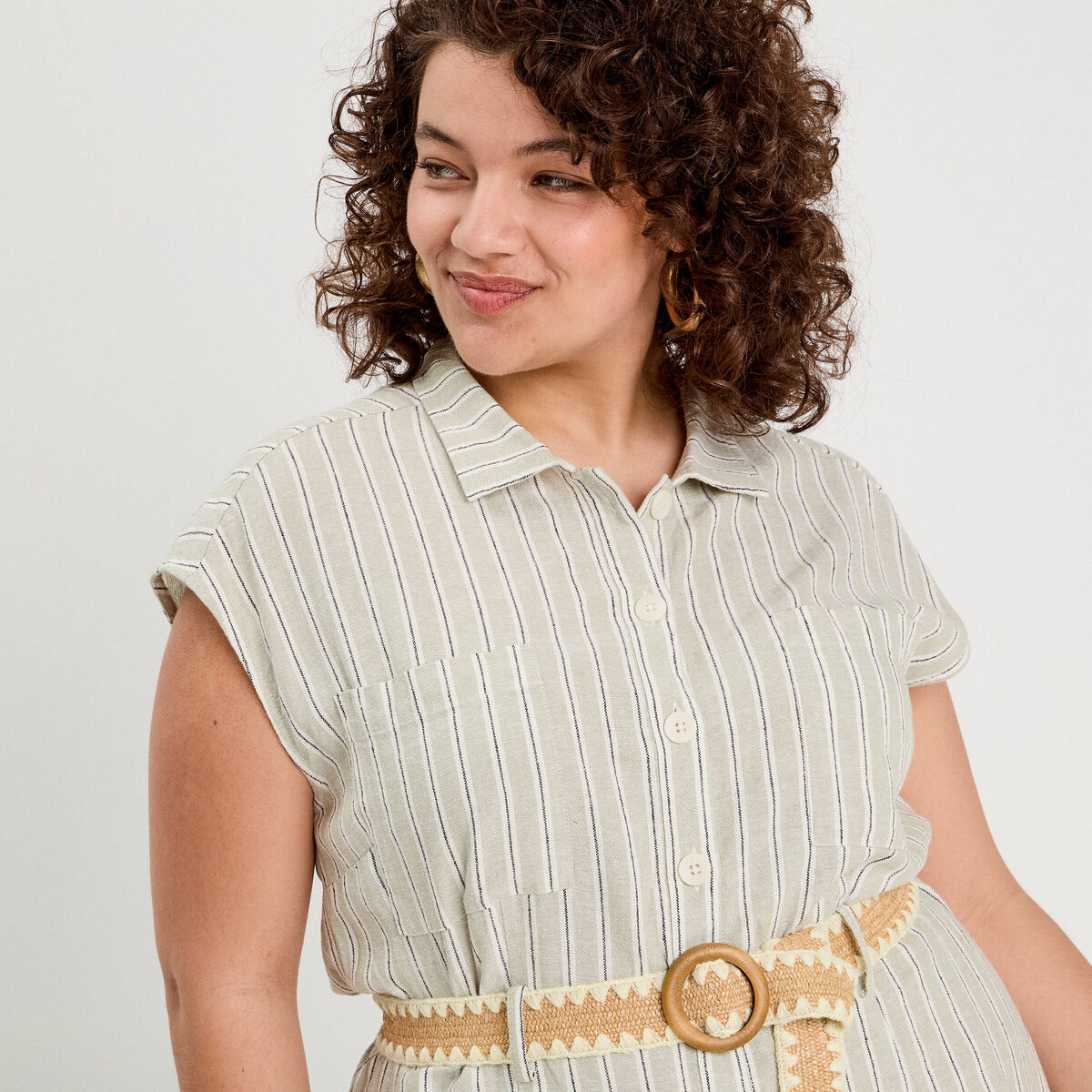 Robe chemise midi contenant du lin vert femme