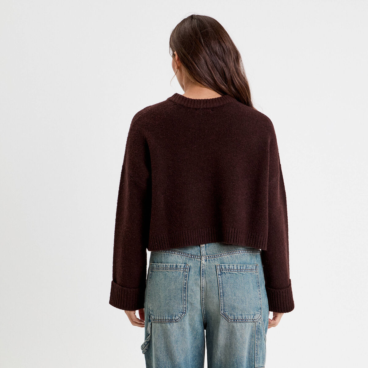 Pull cropped manches longues marron foncé femme
