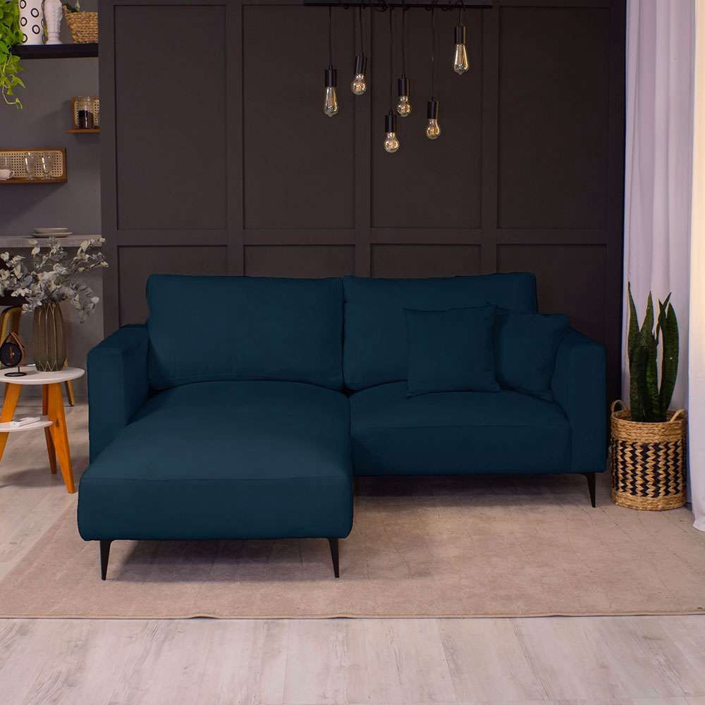 Sofá na Caixa 3 Lugares com Molas Ensacadas 200 cm e Puff Ubbe Linho Azul Marinho em Promoção | Ofertas na Americanas