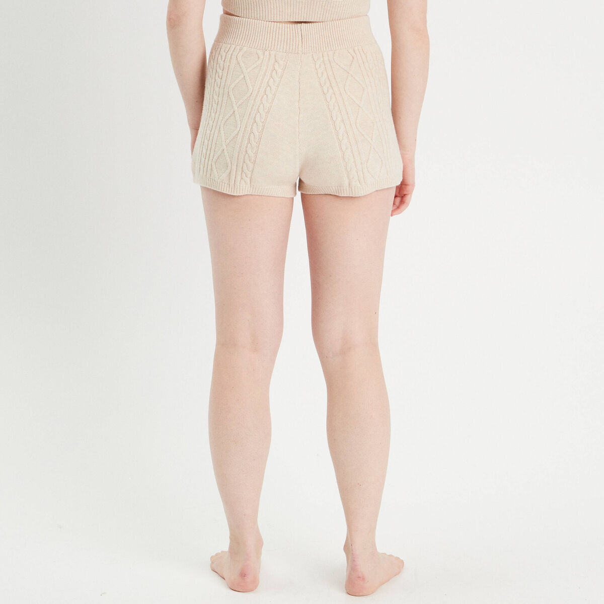 Short ajusté en tricot beige femme