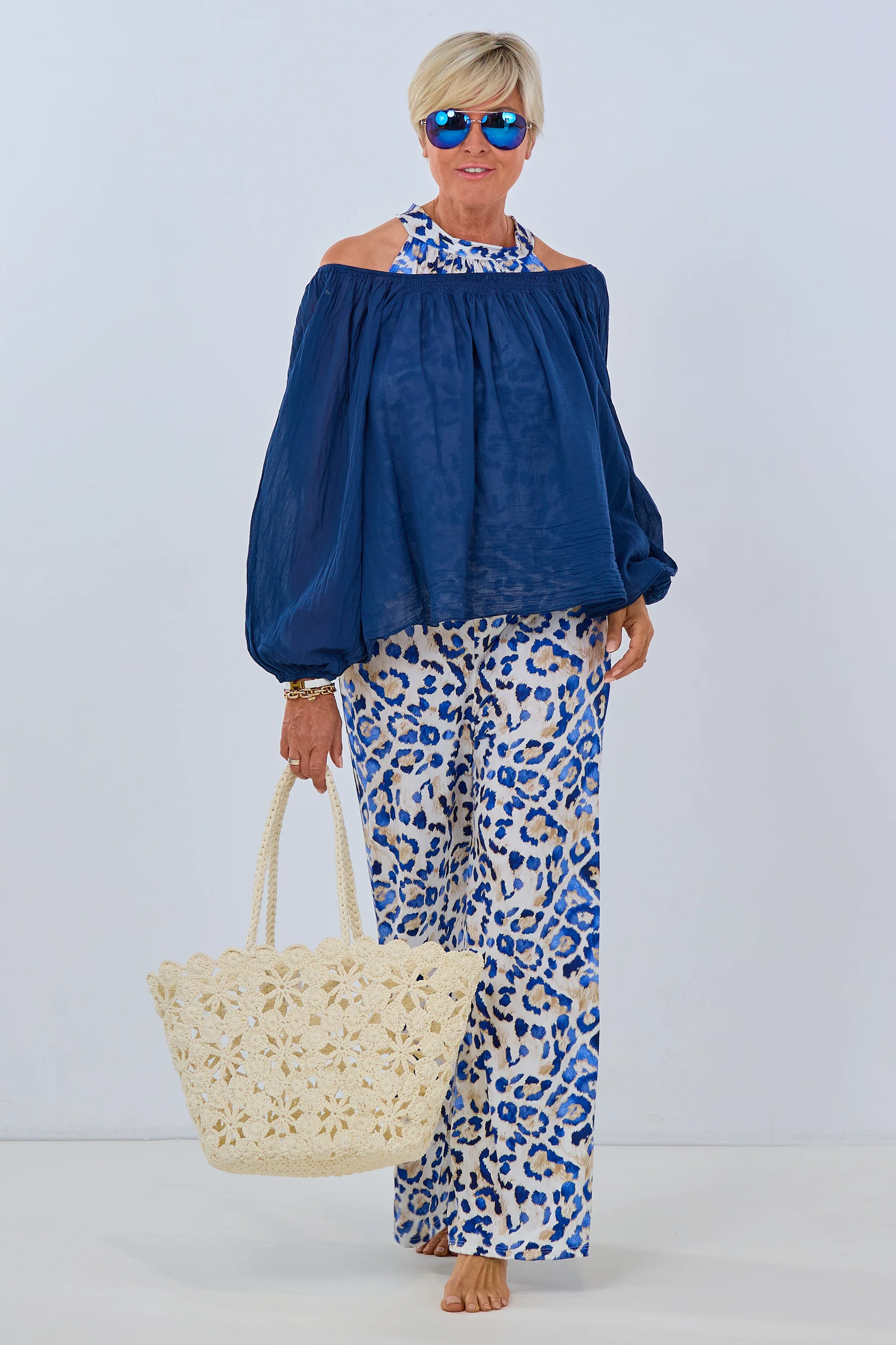 luftige Bluse mit Carmenausschnitt, dunkelblau