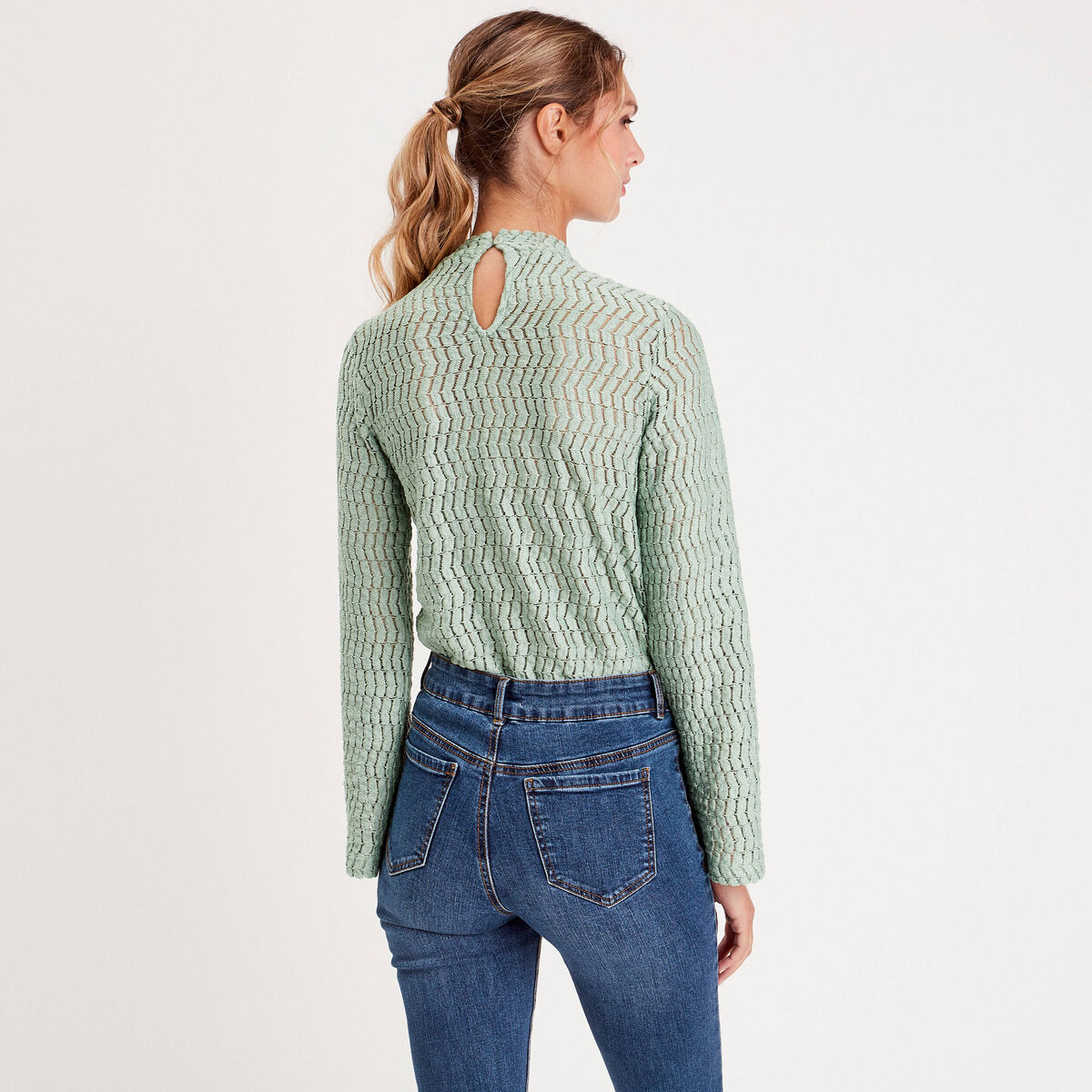 T-shirt ajouré col montant vert pastel femme