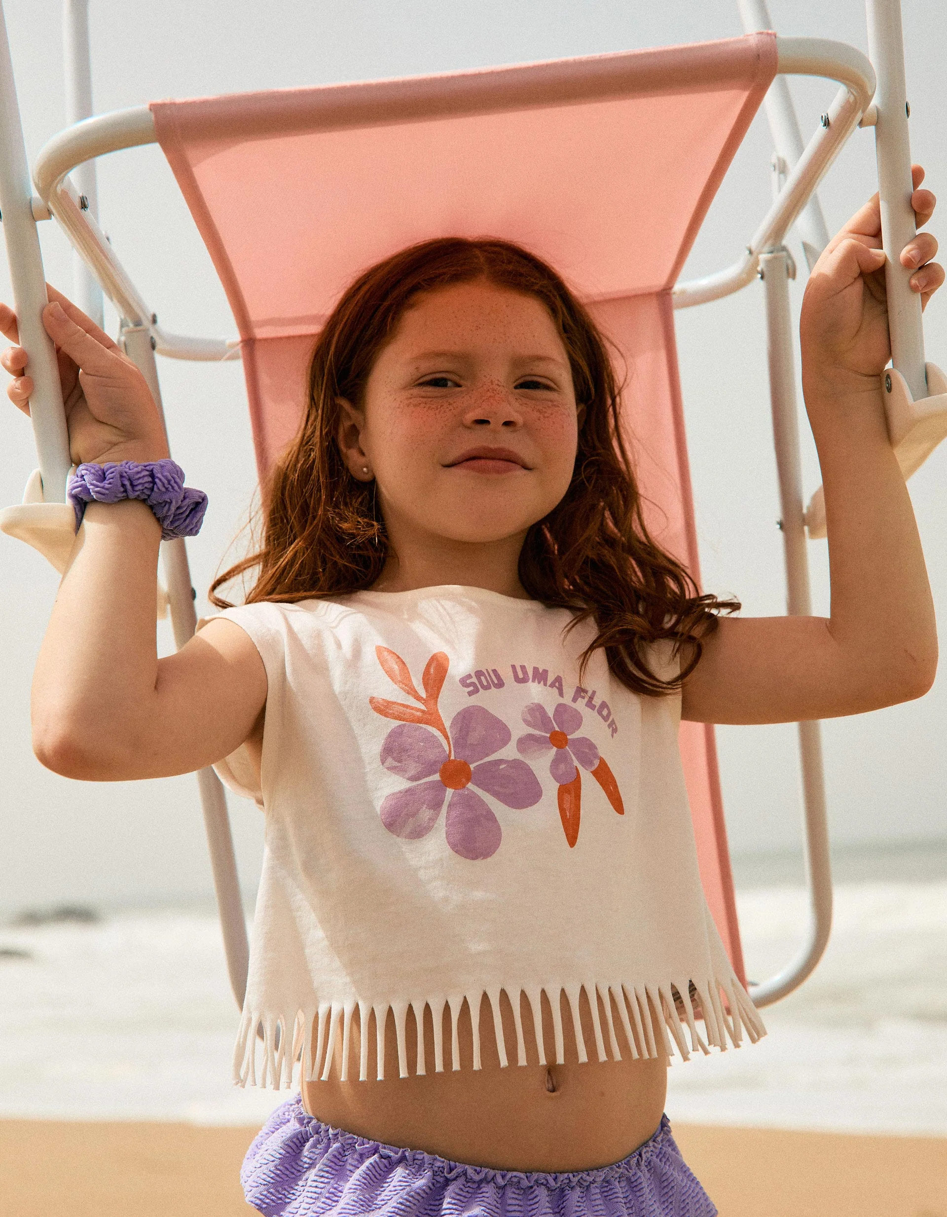 Cotton T-shirt with flower print and fringes for girls, white