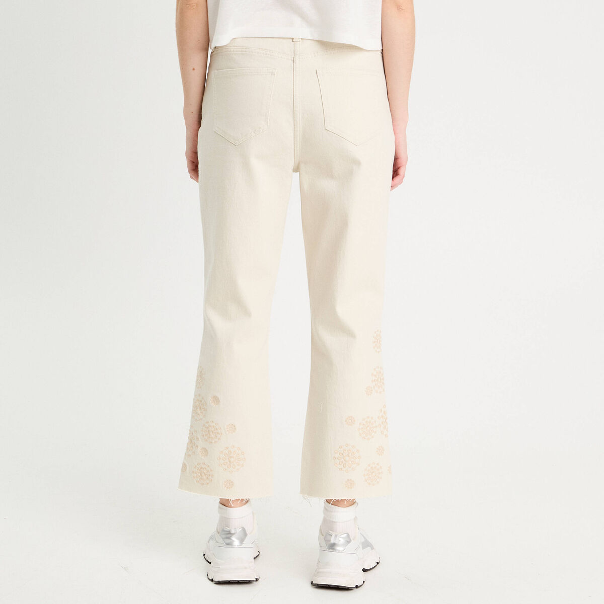 Pantalon large brodé 7/8ème ecru femme