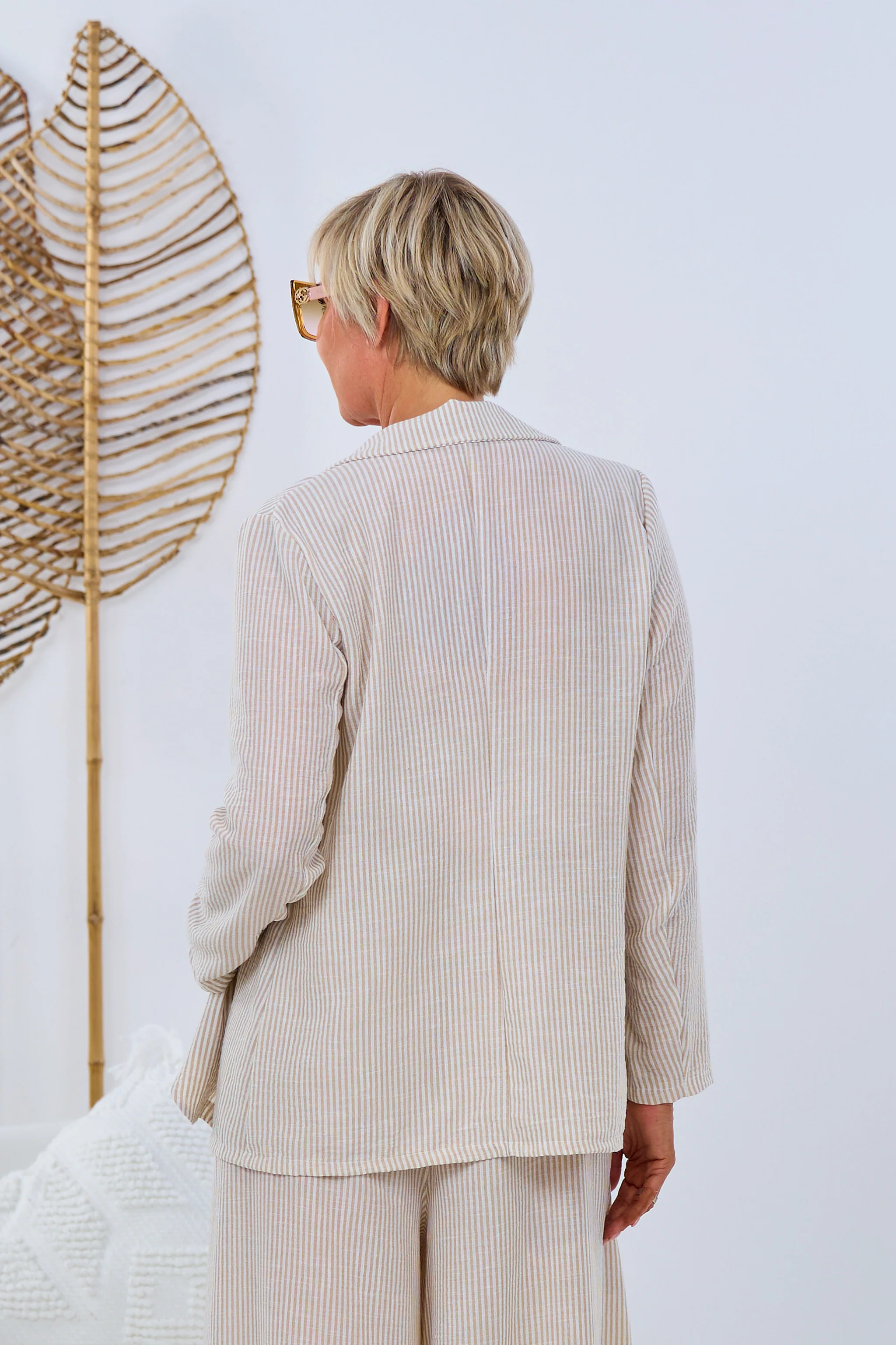 gestreifter Blazer, beige