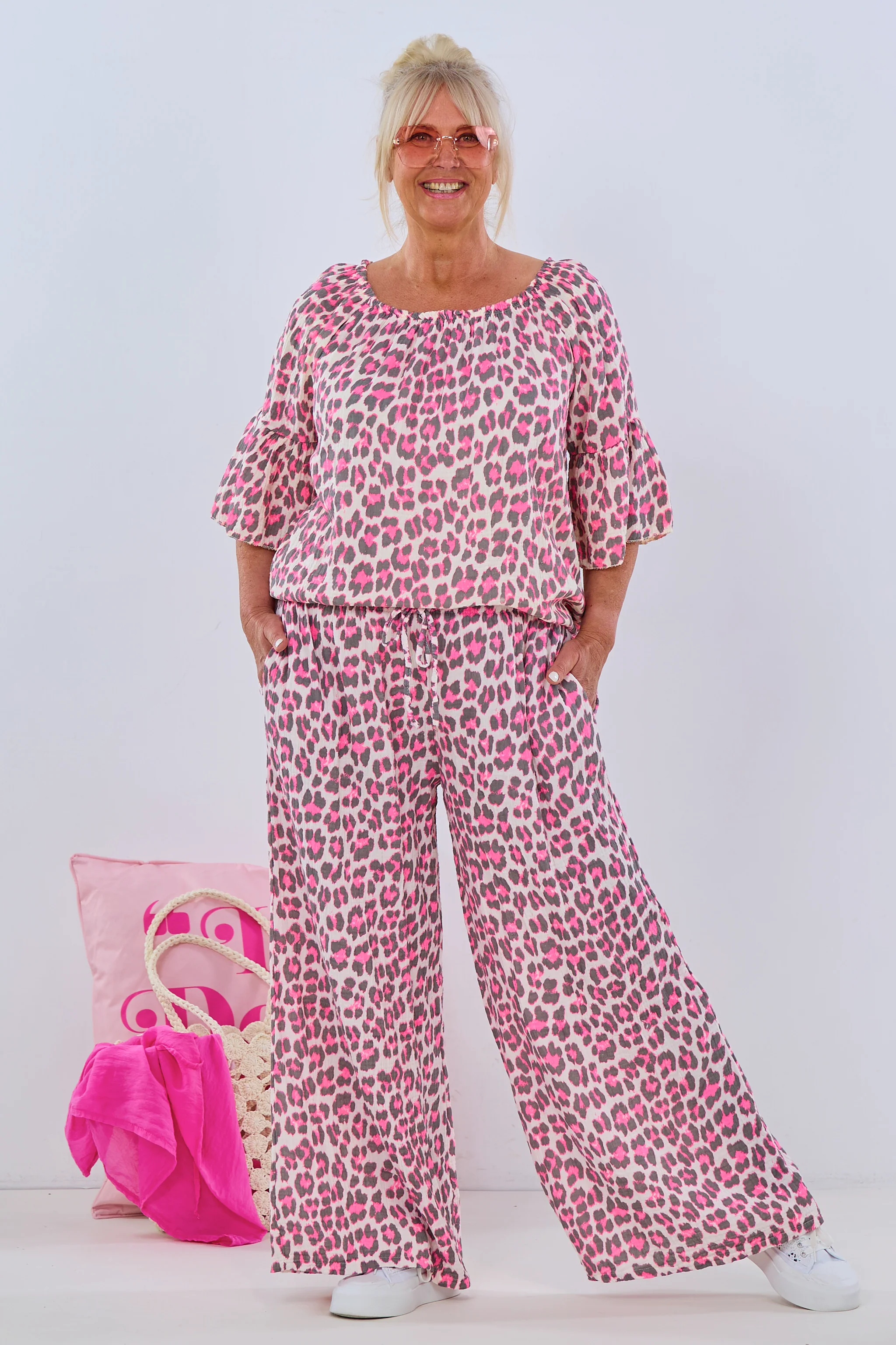 Musselin Hose im leo-look, schlamm-pink-ecru