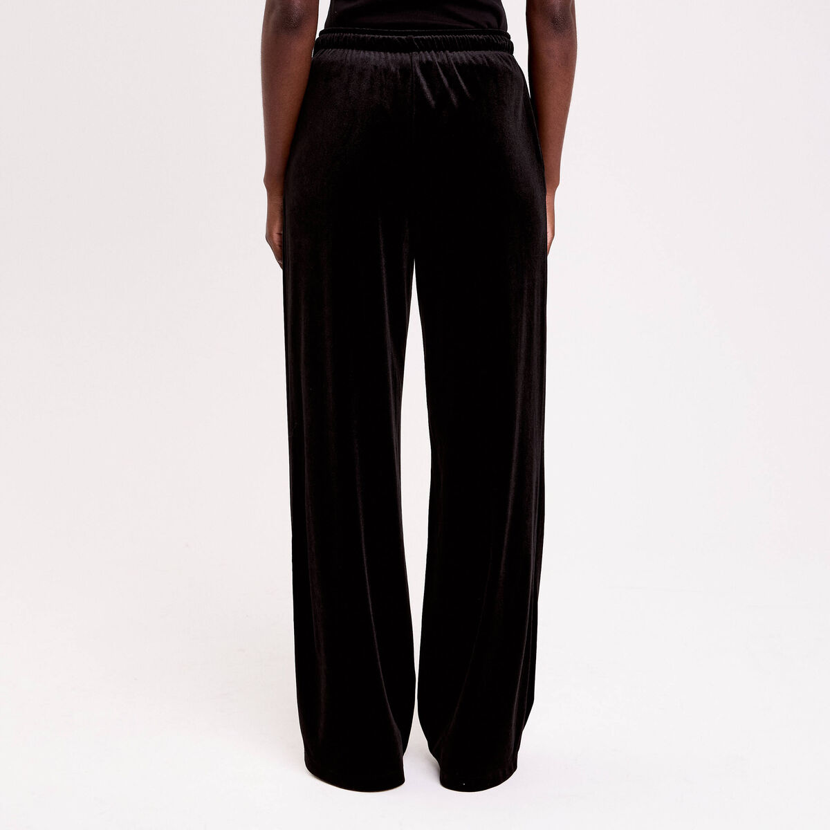 Pantalon large en velours noir femme