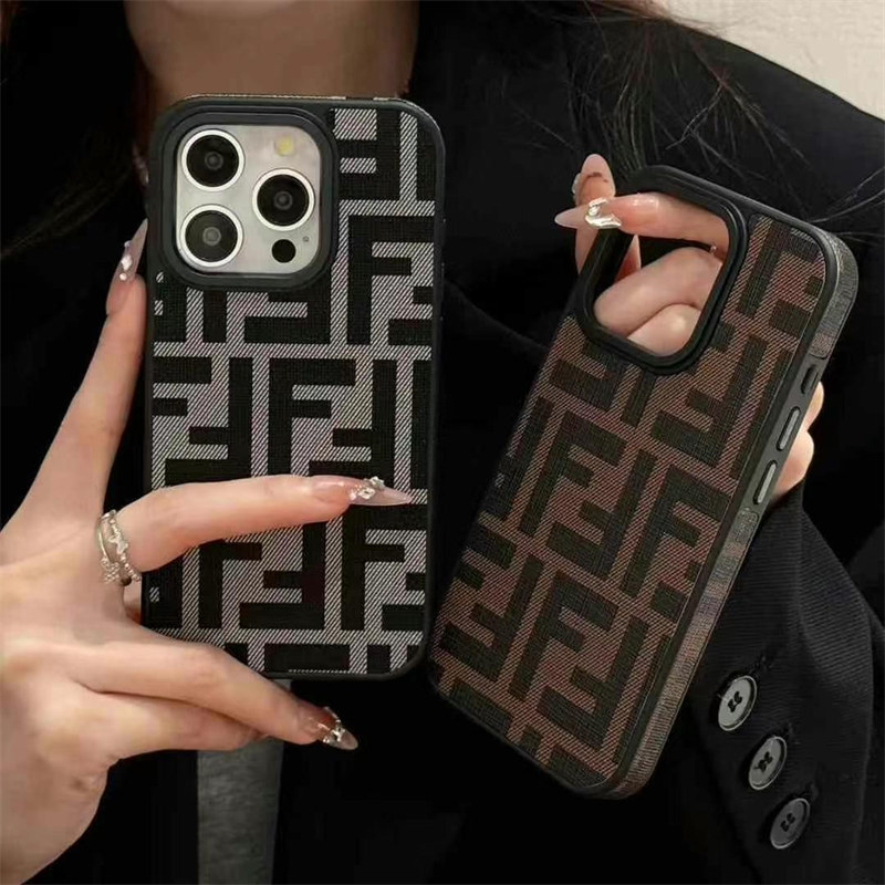 フェンディ コピー iphoneケース17 海外 セレブ メンズ iphone16pro/15 カバー ビジネス風 fendi 布 スマホケース iphone14pro max お揃い iphone13 携帯ケース 人気 韓国 iphone16pro スマホカバー 安い 軽量