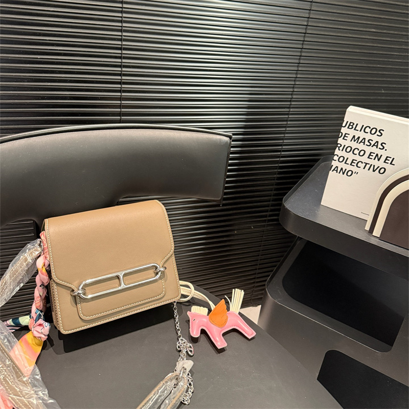 エルメス ミニ HERMES 小さい ショルダー バッグ 本革 シルバー金具 コンパクト バッグ 可愛い 2way ハイ ブランド ポシェット