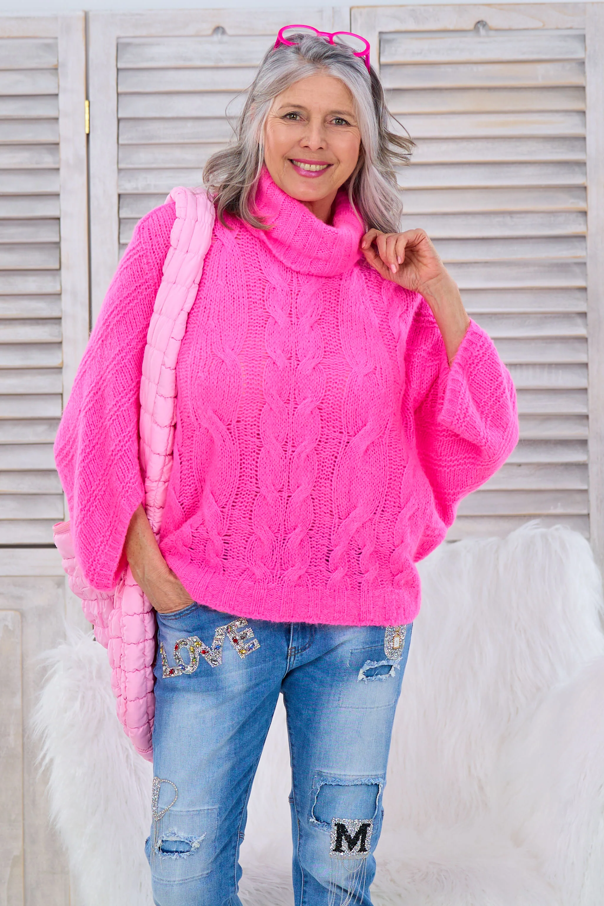 Strickpulli mit Rollkragen und Zopfmuster, pink