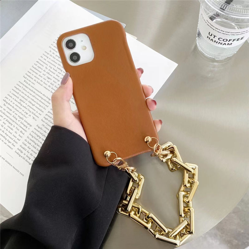 セリーヌ 風 iphoneケース チェーン Celine iphone12/12pro max スマホケース ブランド レディース アイフォン11pro/xs/10r カバー 大人 シンプル 携帯ケース iphone7/8 レザー 高級