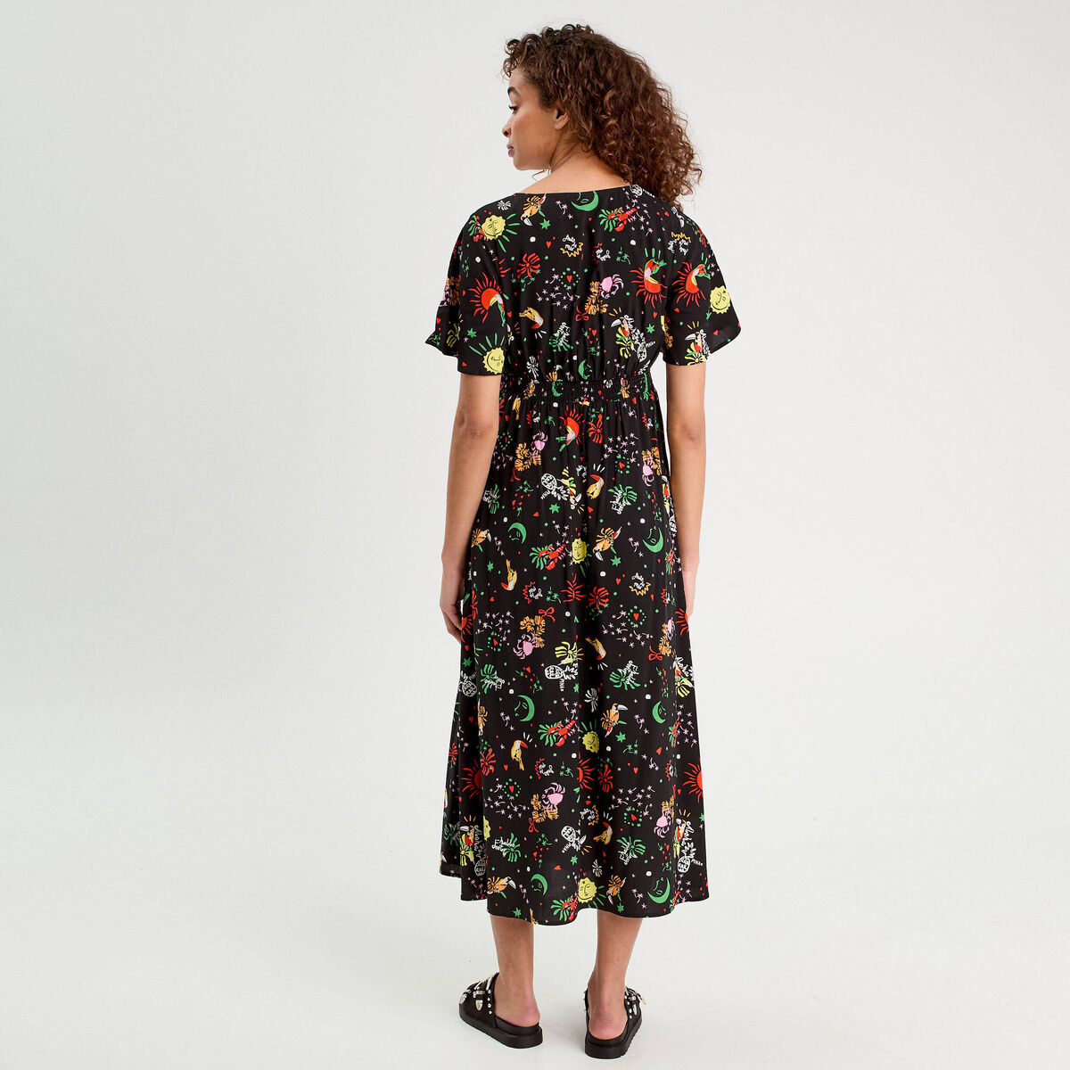 Robe longue évasée col twisté noir femme