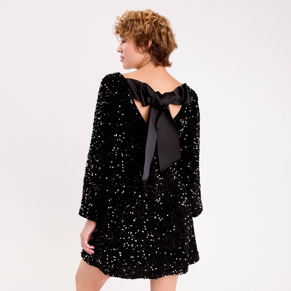 Robe à sequins dos noué noir femme
