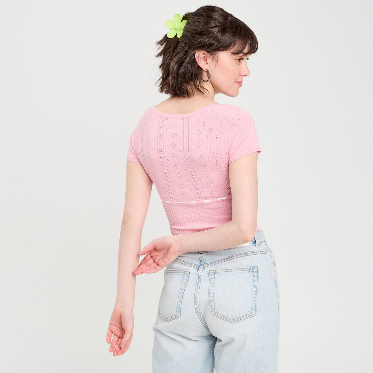Pull cropped brodé rose poudrée femme