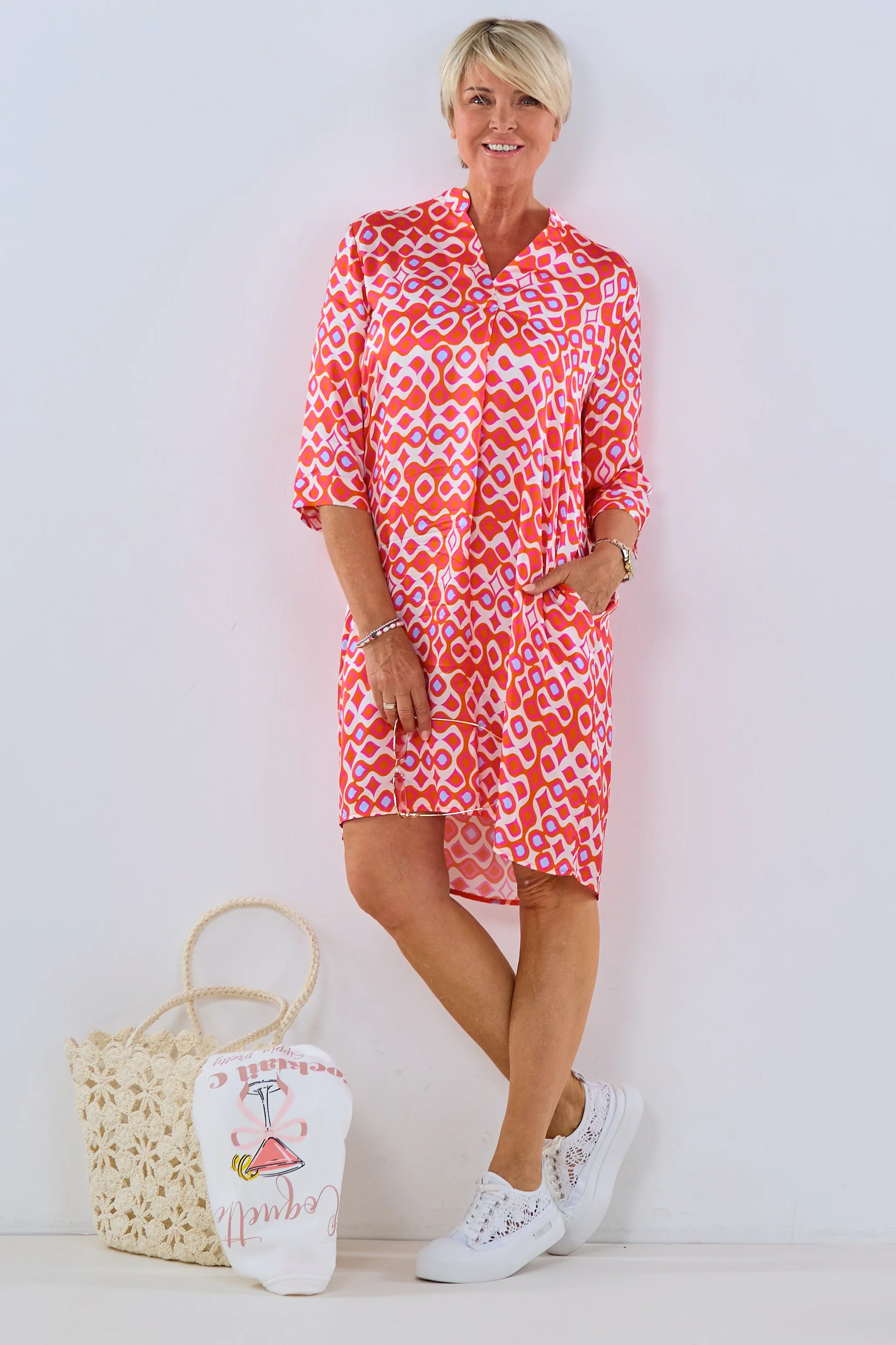 Satinkleid mit Retro-Print, orange-creme