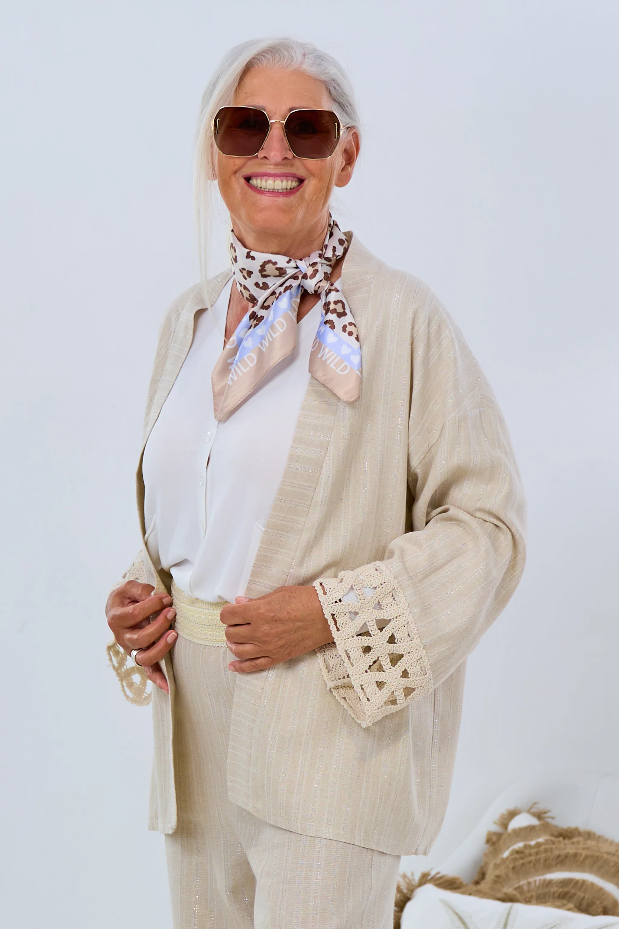 Kimono Jacke mit Bordüre, beige