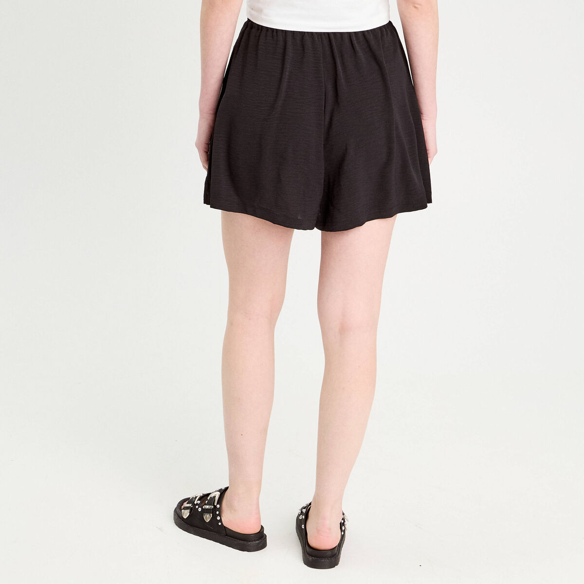 Short fluide regular noir femme