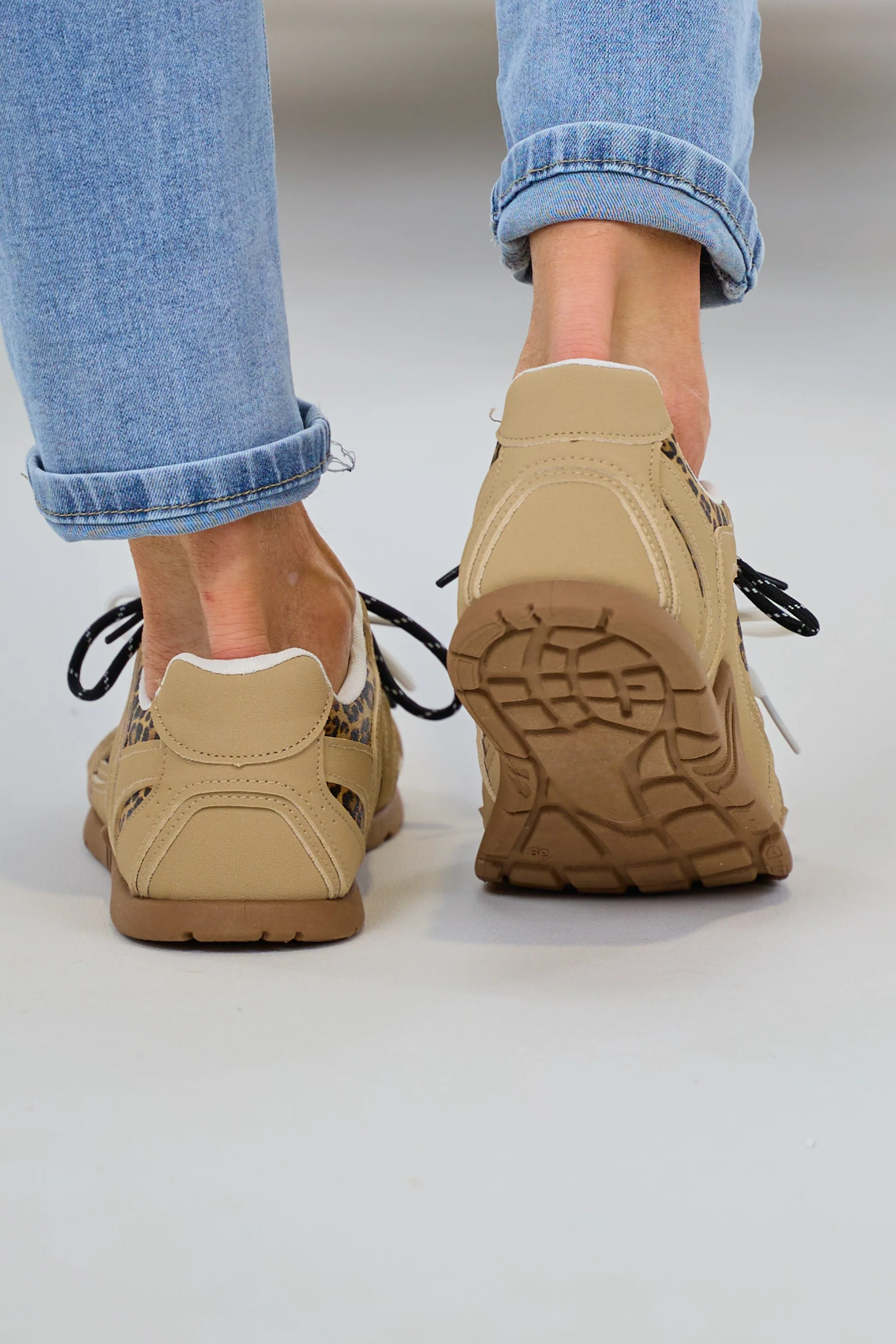 Sneaker mit doppelter Schnürung, taupe-leo