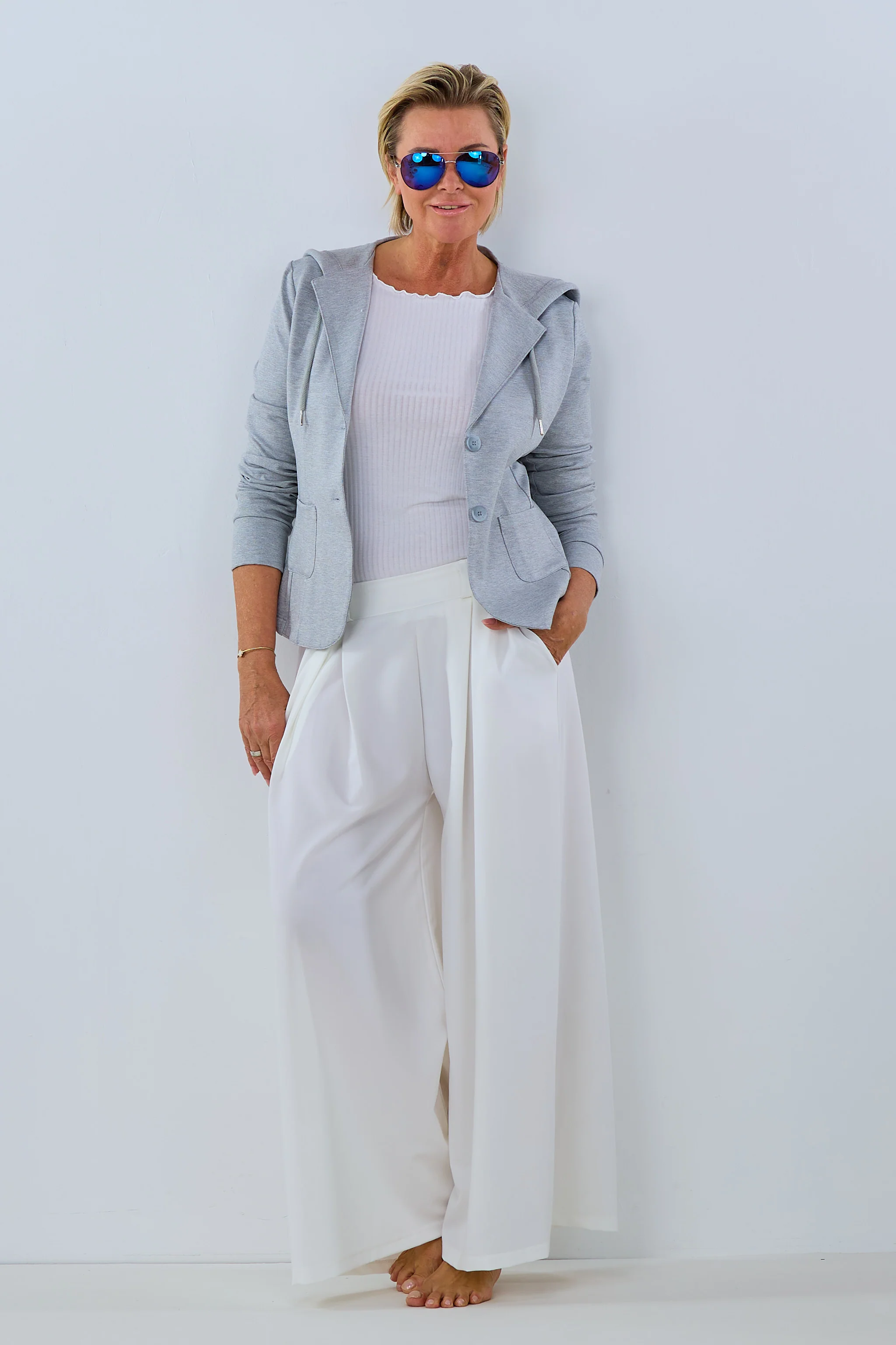 kurzer Kapuzenblazer, grau