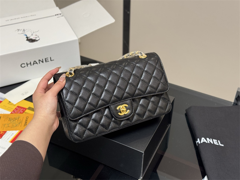 シャネル バッグ コピー chanel マトラッセ ショルダー バッグ チェーン 黒 白 カバン ブランド レディース 鞄 人気 ゴールドロゴ付き