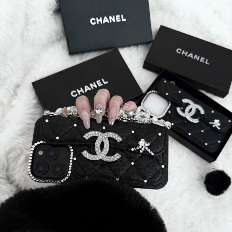 シャネル iphone ケース デコ iphoneケース ハイブランド 女子 chanel スマホ ケース パール チェーン 付き iphoneケース デコ ブランド iphone ケース 芸能人 愛用