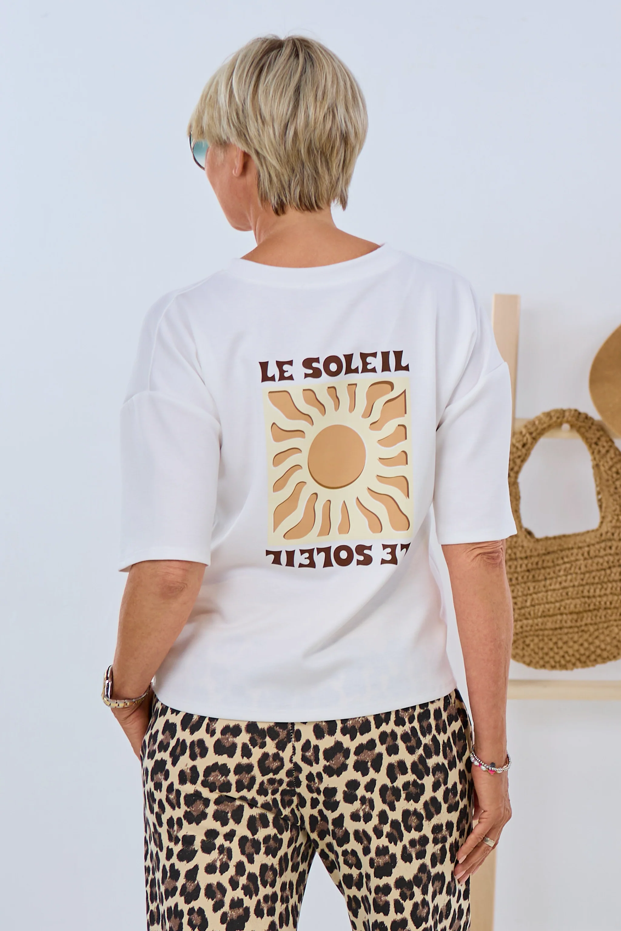 Weiches Shirt mit LE SOLEIL Print, ecru