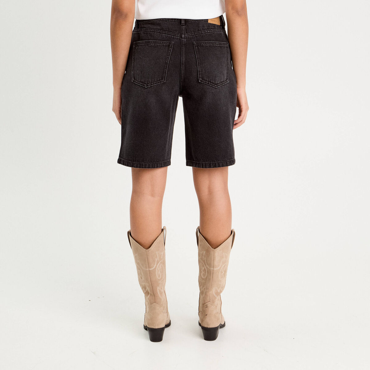 Bermuda large en jean denim noir femme