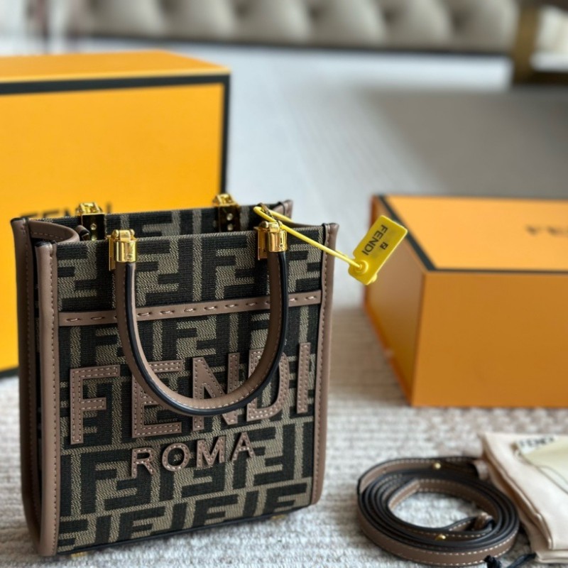 フェンディ サンシャイン バッグ コピー ミニ ショルダー バッグ ハイ ブランド fendi ショルダー バッグ トート バッグ 小さめ ブランド カバン レディース 人気 鞄 2way