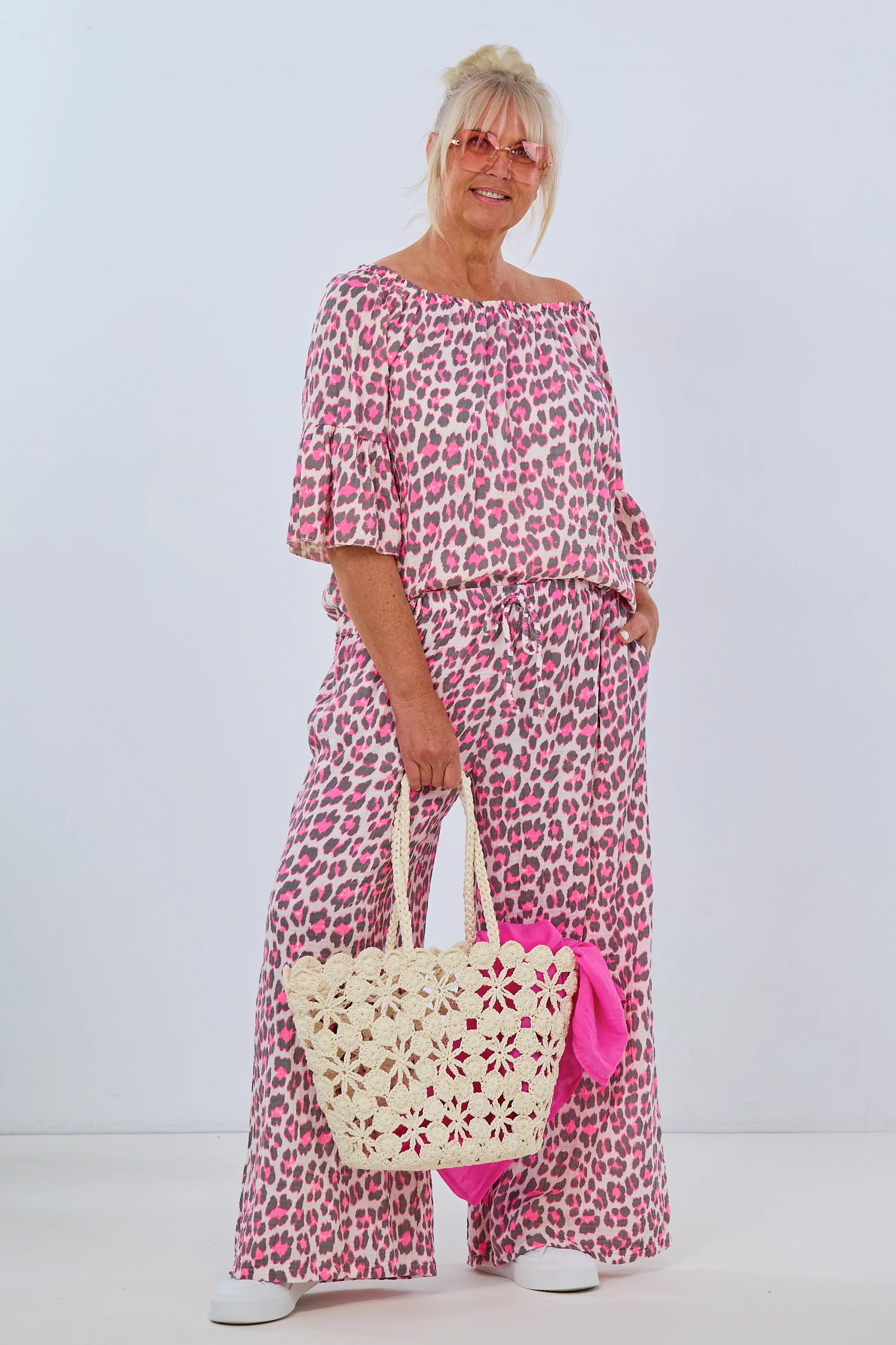 Musselin Bluse mit Carmen-Ausschnitt, schlamm-pink-ecru