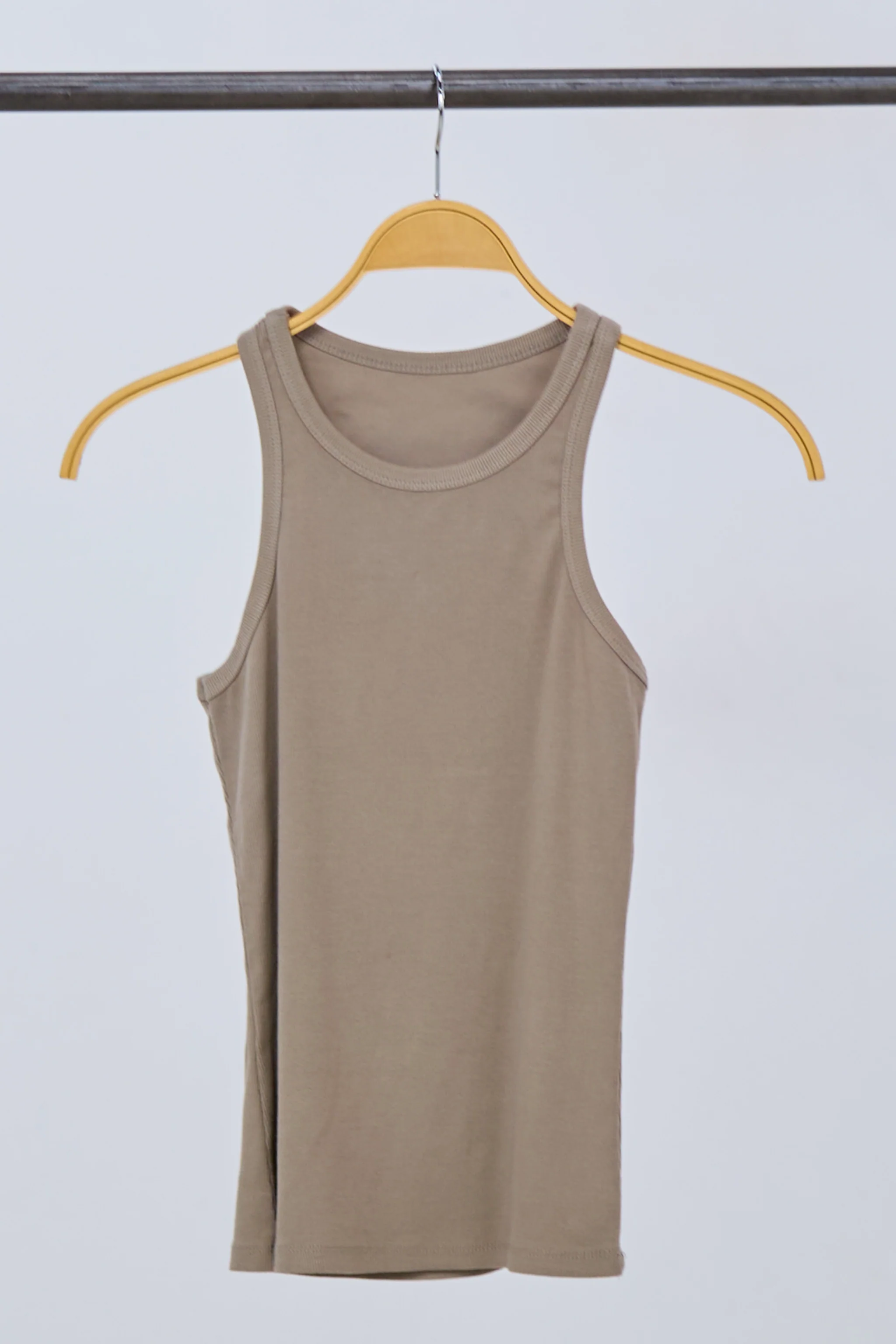 Geripptes Tanktop, taupe