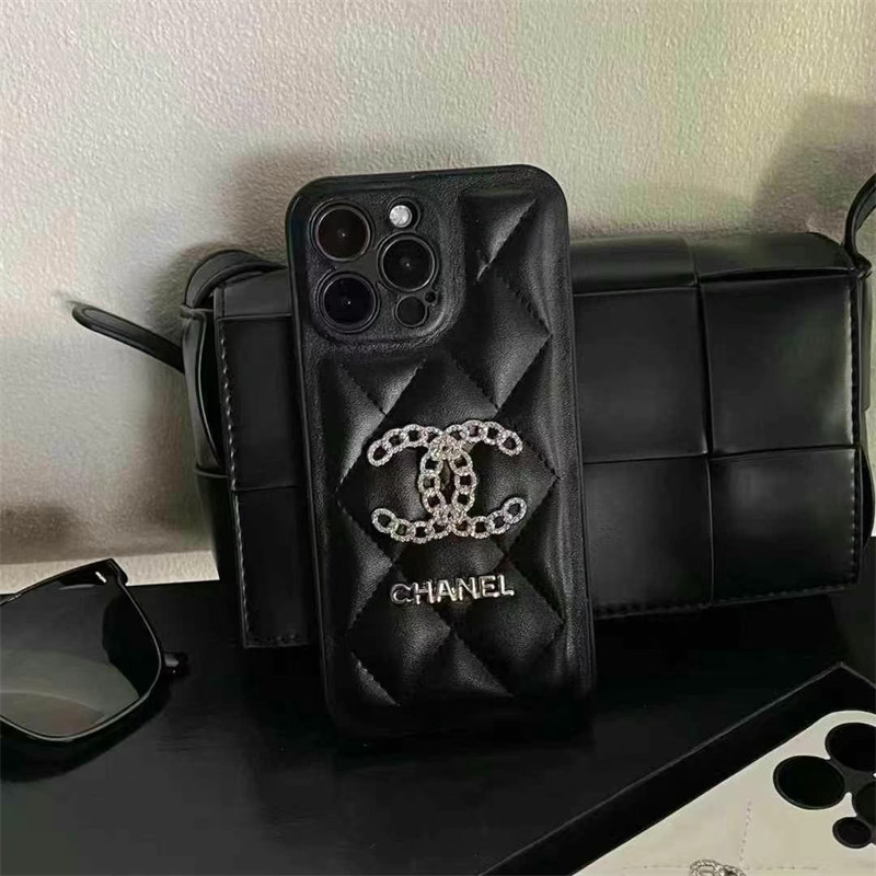 シャネル アイフォン ケース chanel スマホケース 17/17pro iphone16/16pro max ケース 人気 ブランド 女性 40 代 iphone15/14 ケース 大人 可愛い ブランド iphone ケース ハイ ブランド