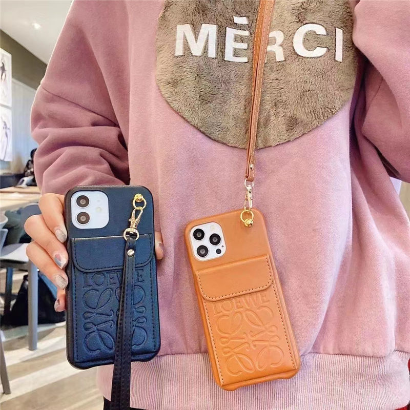 ロエベ iphone16/16pro max スマホケース ショルダー 韓国 アイフォン15pro max/14pro カバー 背面収納 ブランド LOEWE iphone13/11 レザー ケース 可愛い iphone11pro 携帯ケース おすすめ