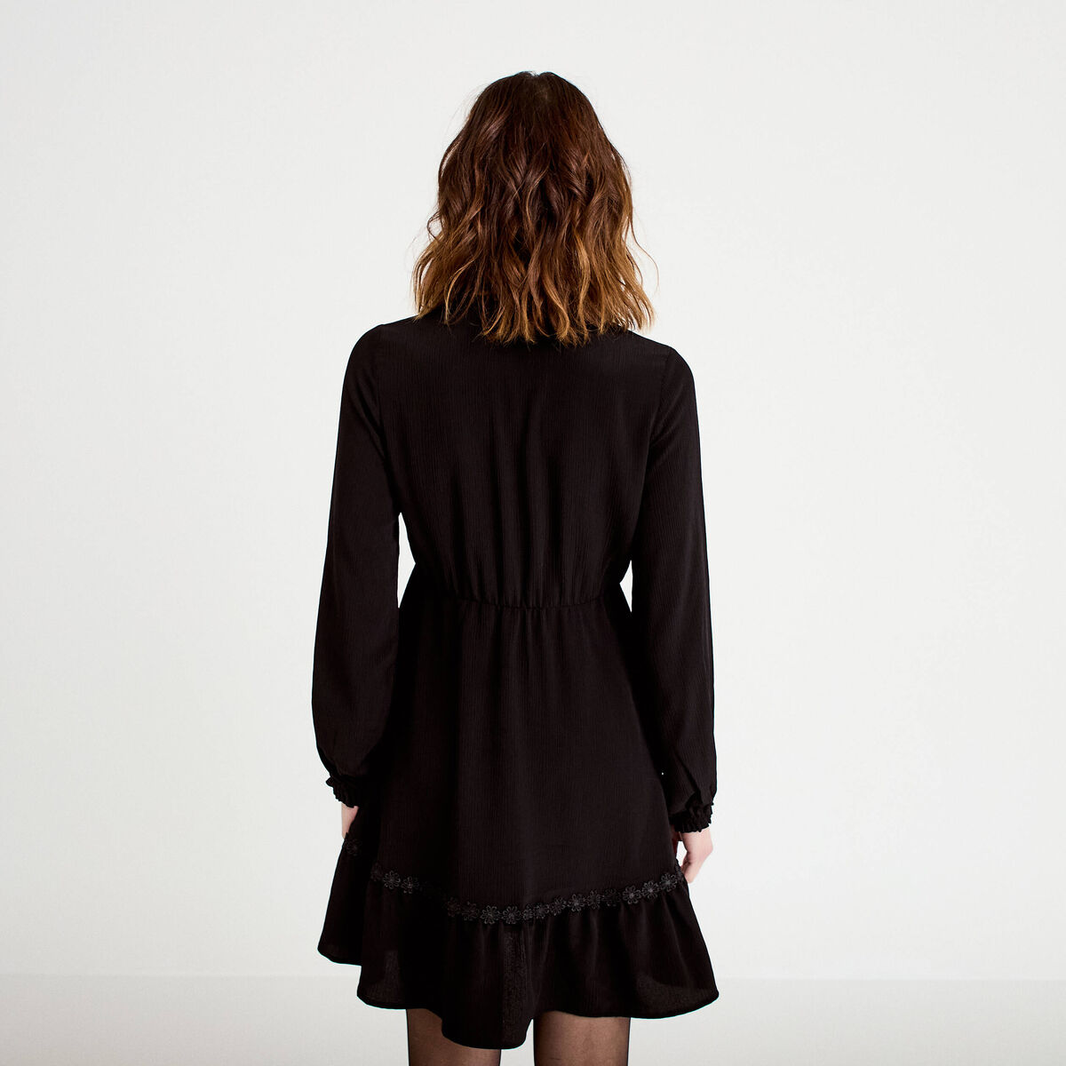 Robe évasée col v manches longues noir femme