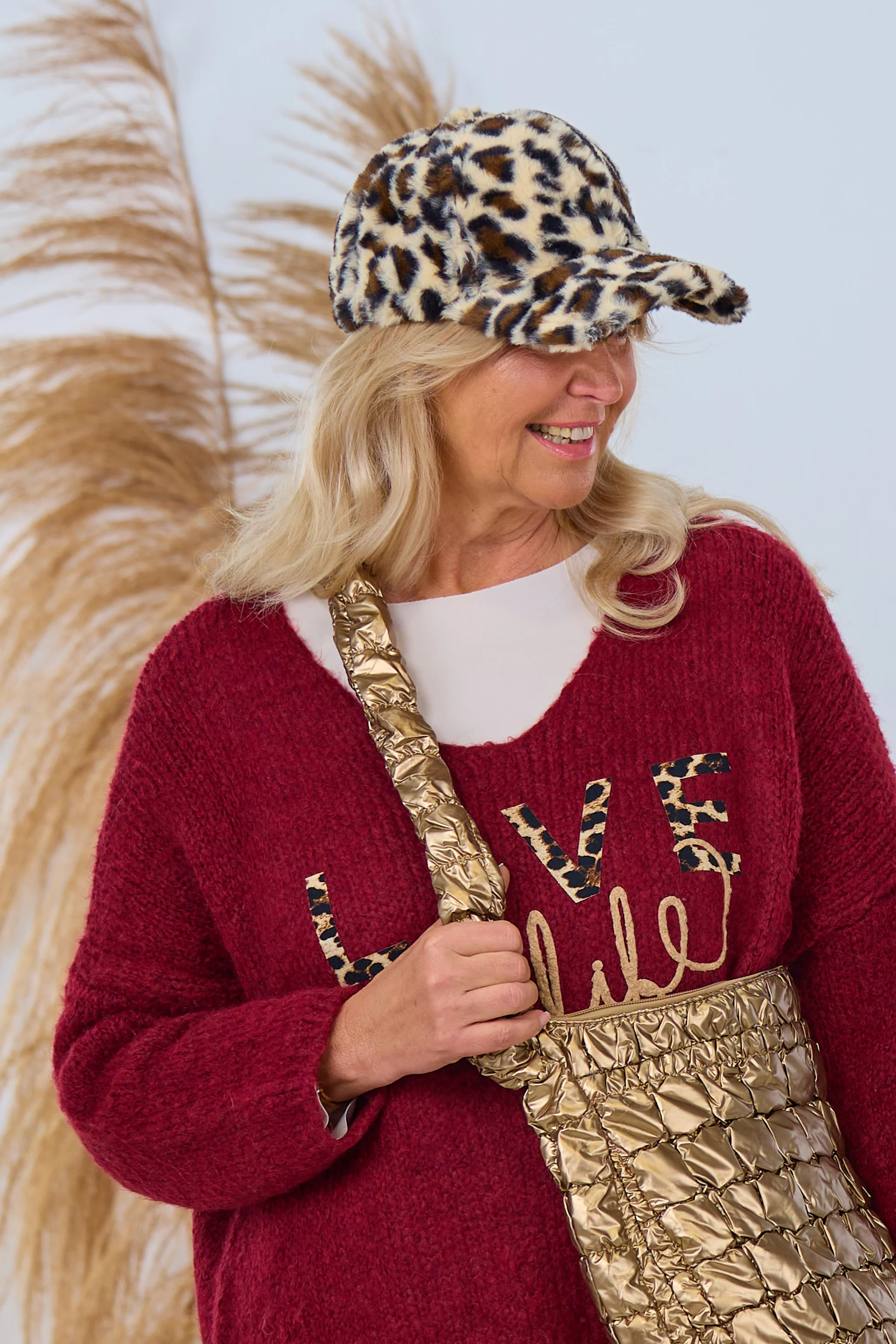 kuschelige Kappe im Leo-Design, beige-leo