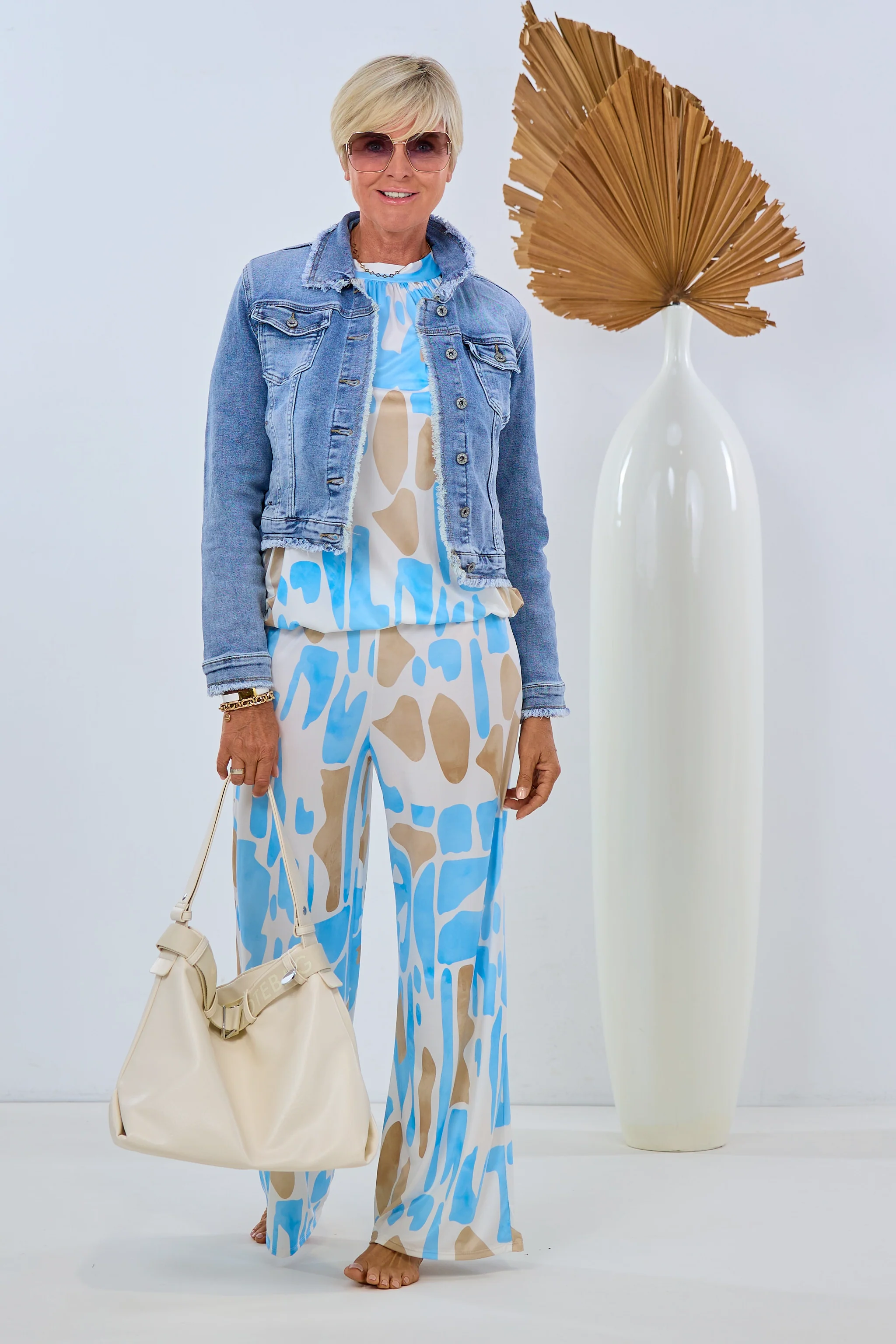 kurze Jeansjacke mit kleinen Fransen, denim blau