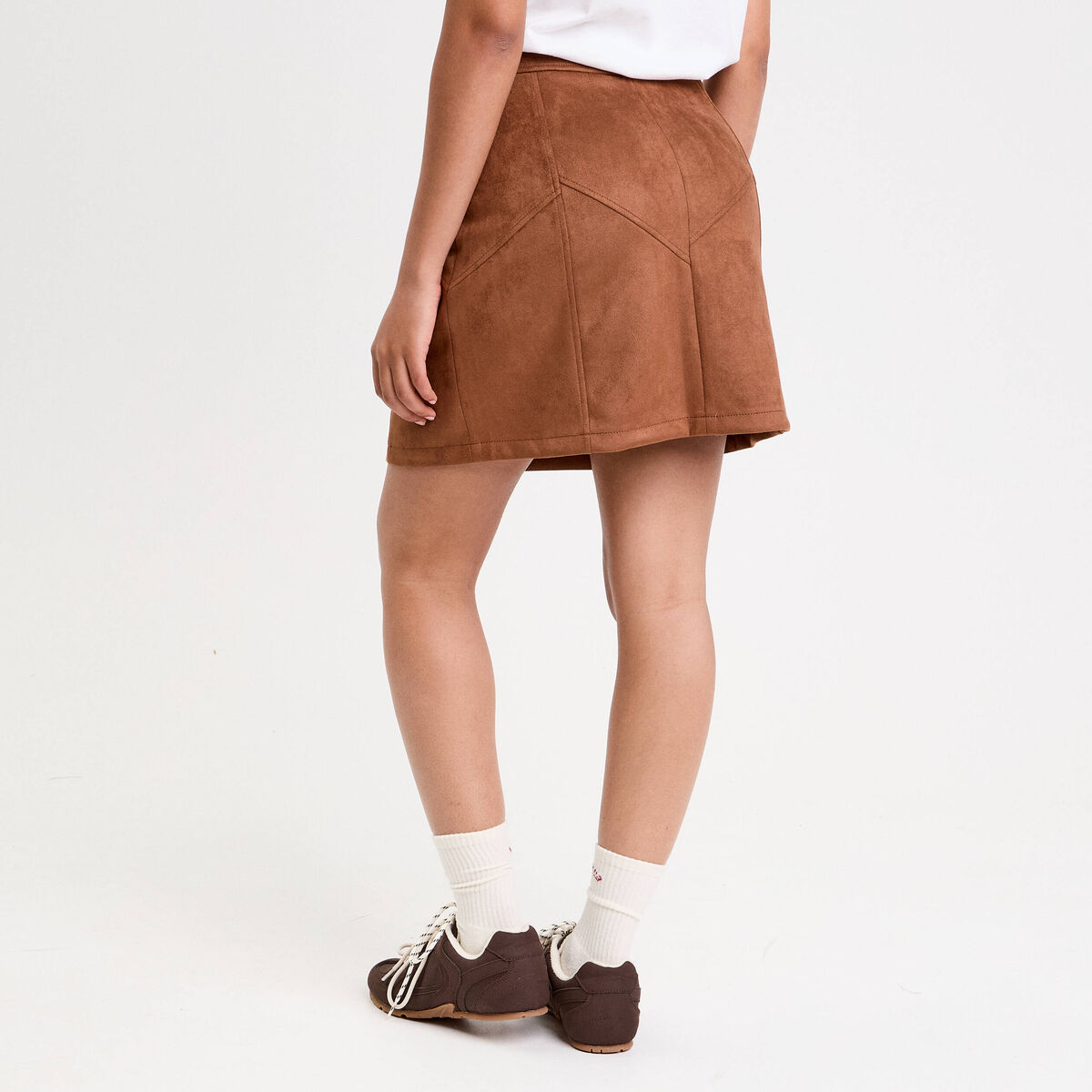 Jupe trapèze courte aspect daim marron femme