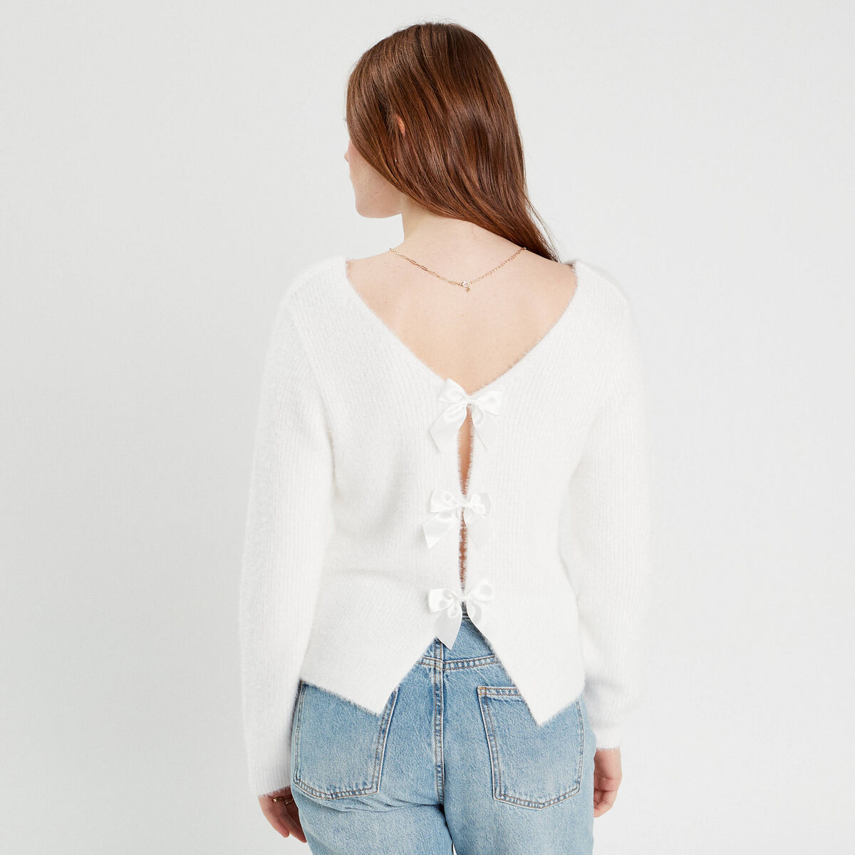 Pull manches longues dos en V ecru femme