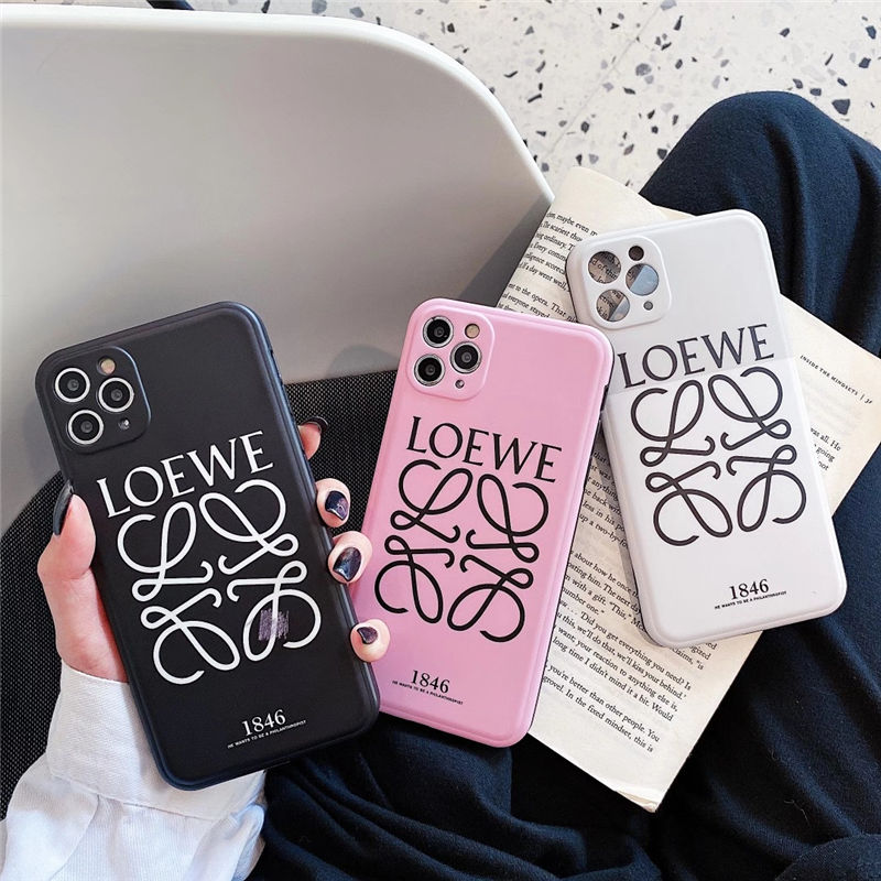 カップル iphone15/15pro max/14pro ケース ロエベ スーパー コピー アイフォン13/12プロマックス カバー ピンク パロディ風 iphoneケース11pro loewe 新作 iphone11/xr/se 保護ケース 人気 韓国 iphone ケース らくらく 激安
