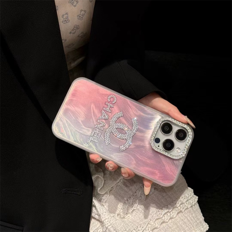 シャネル スマホケース iphone16/16pro chanel iphoneケース キラキラ iphone15/15pro ケース 人気 女子 ブランド iphone14/13/12 ケース ハイ ブランド コピー iphoneケース かわいい